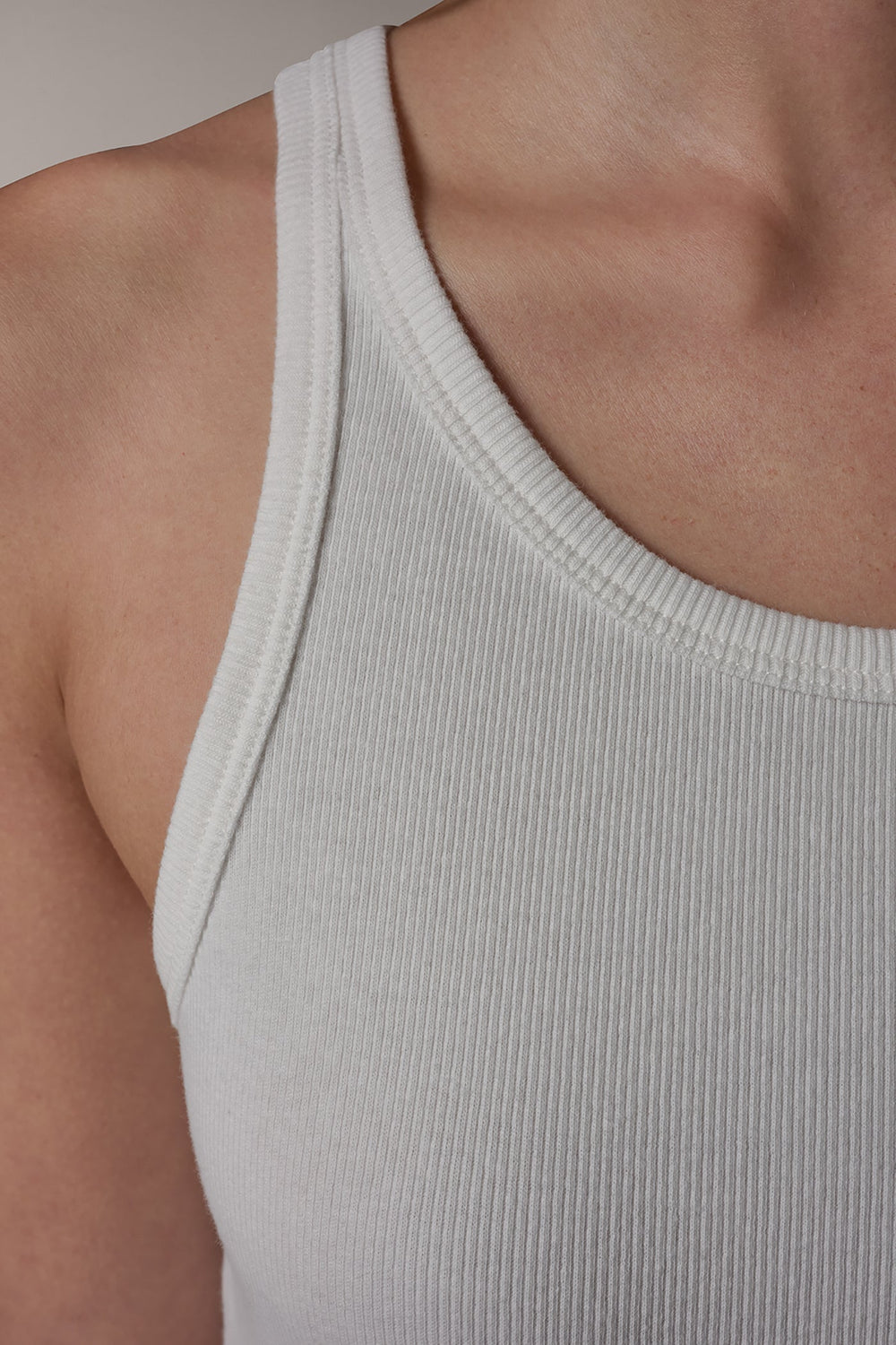 Donna Karan | SLEEVELESS HALTER TANK