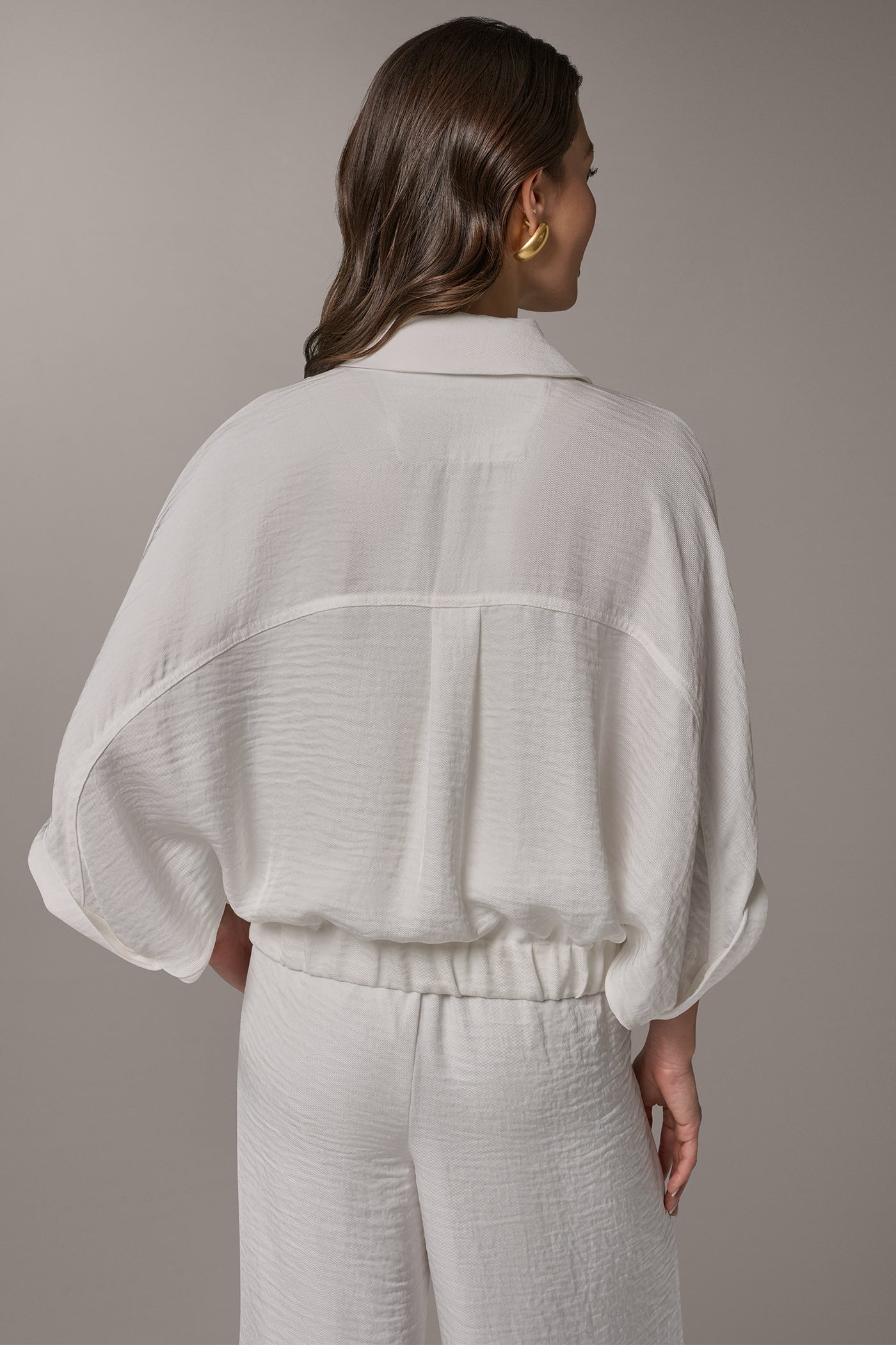 Donna Karan | CINCHED HEM SHIRT