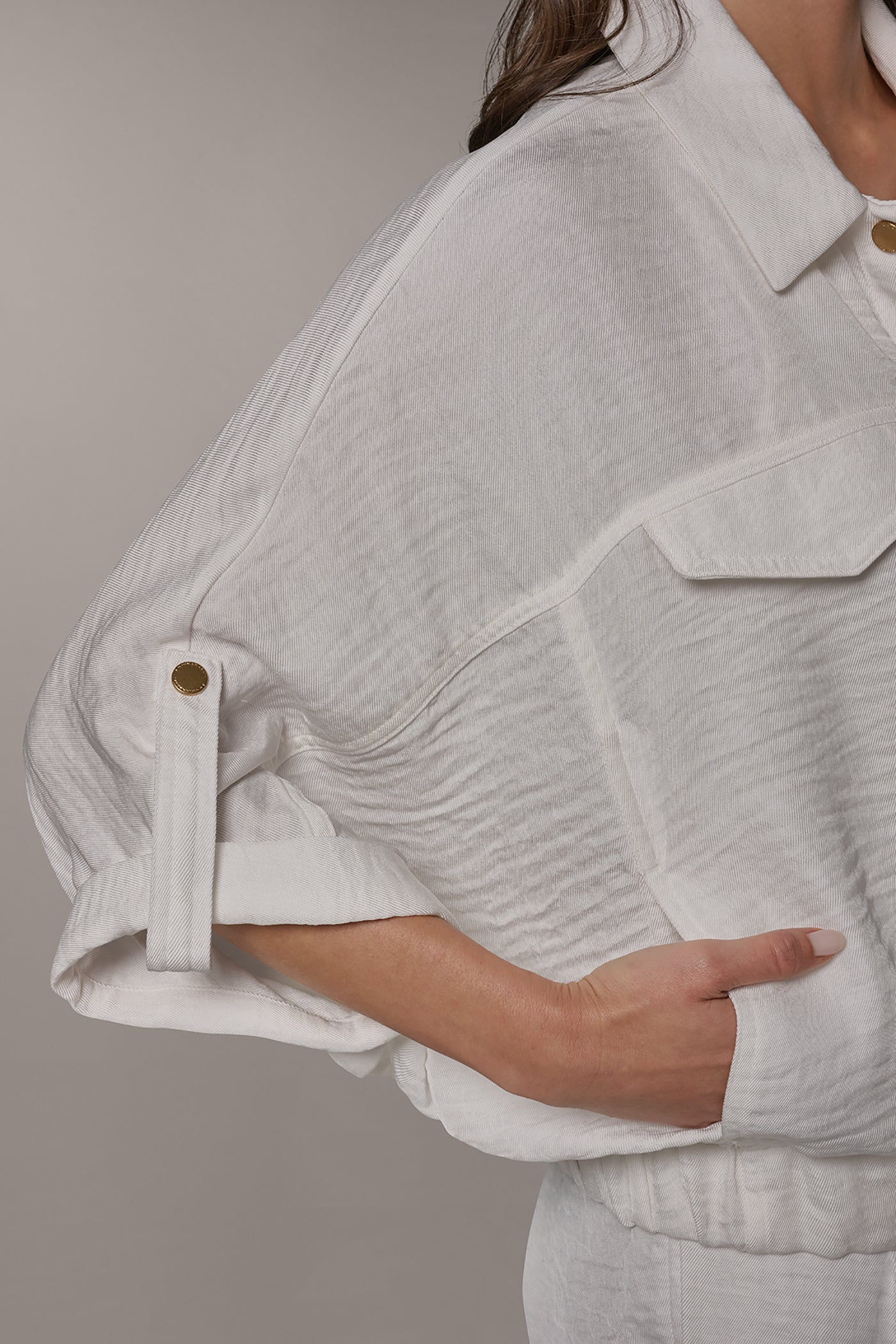 Donna Karan | CINCHED HEM SHIRT