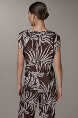 Donna Karan | SLEEVELESS EXTENDED SHOULDER TOP