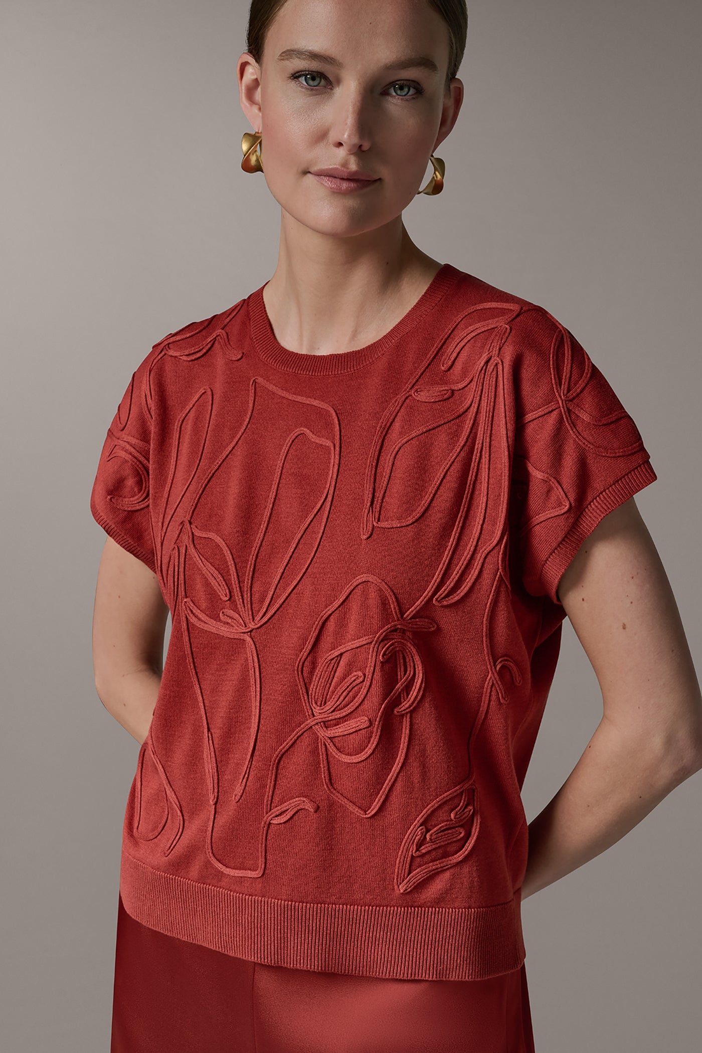 Donna Karan | SHORT SLEEVE GEOMETRIC SWEATER
