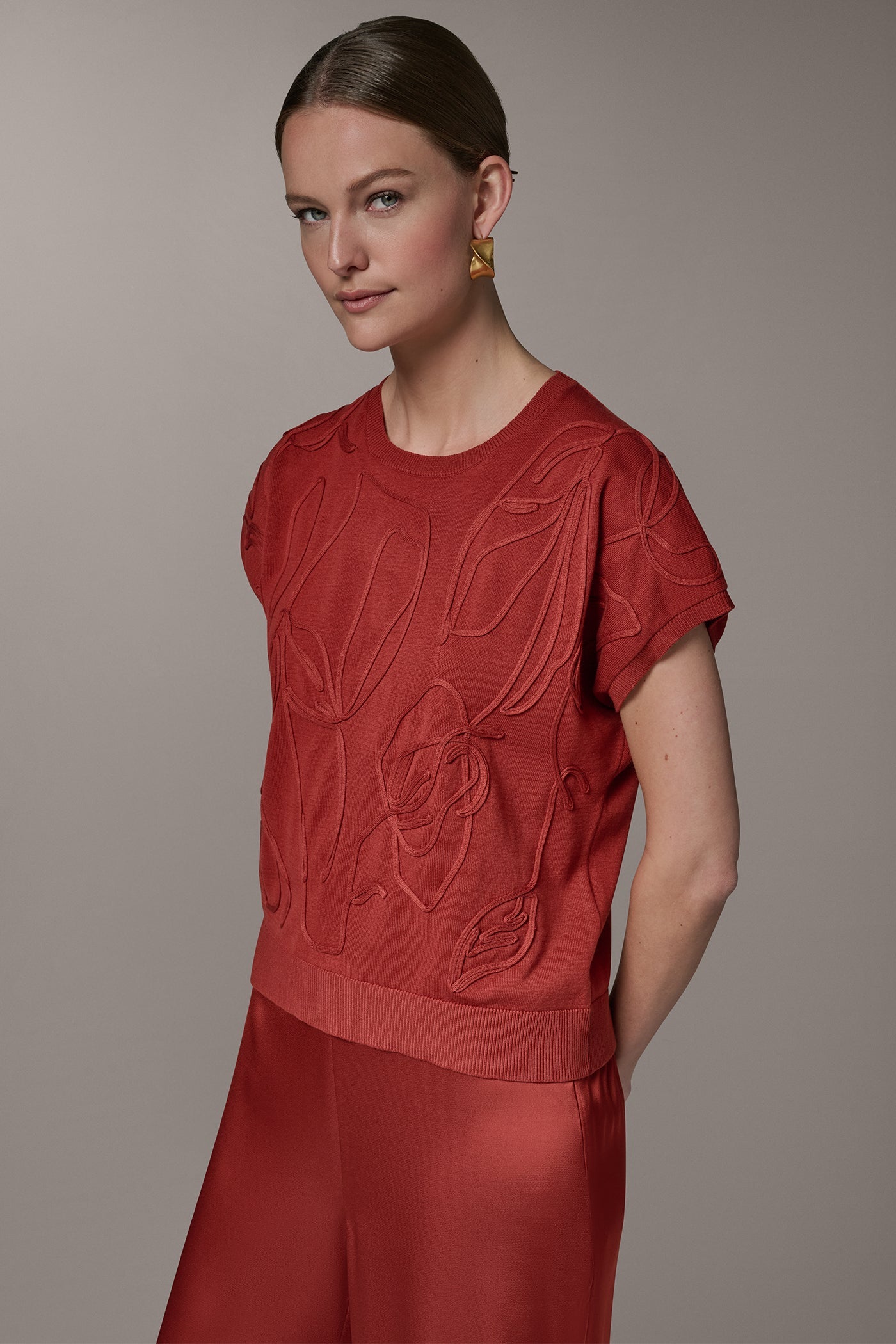 Donna Karan | SHORT SLEEVE GEOMETRIC SWEATER