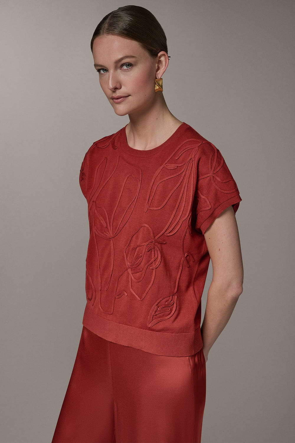 Donna Karan | SHORT SLEEVE GEOMETRIC SWEATER