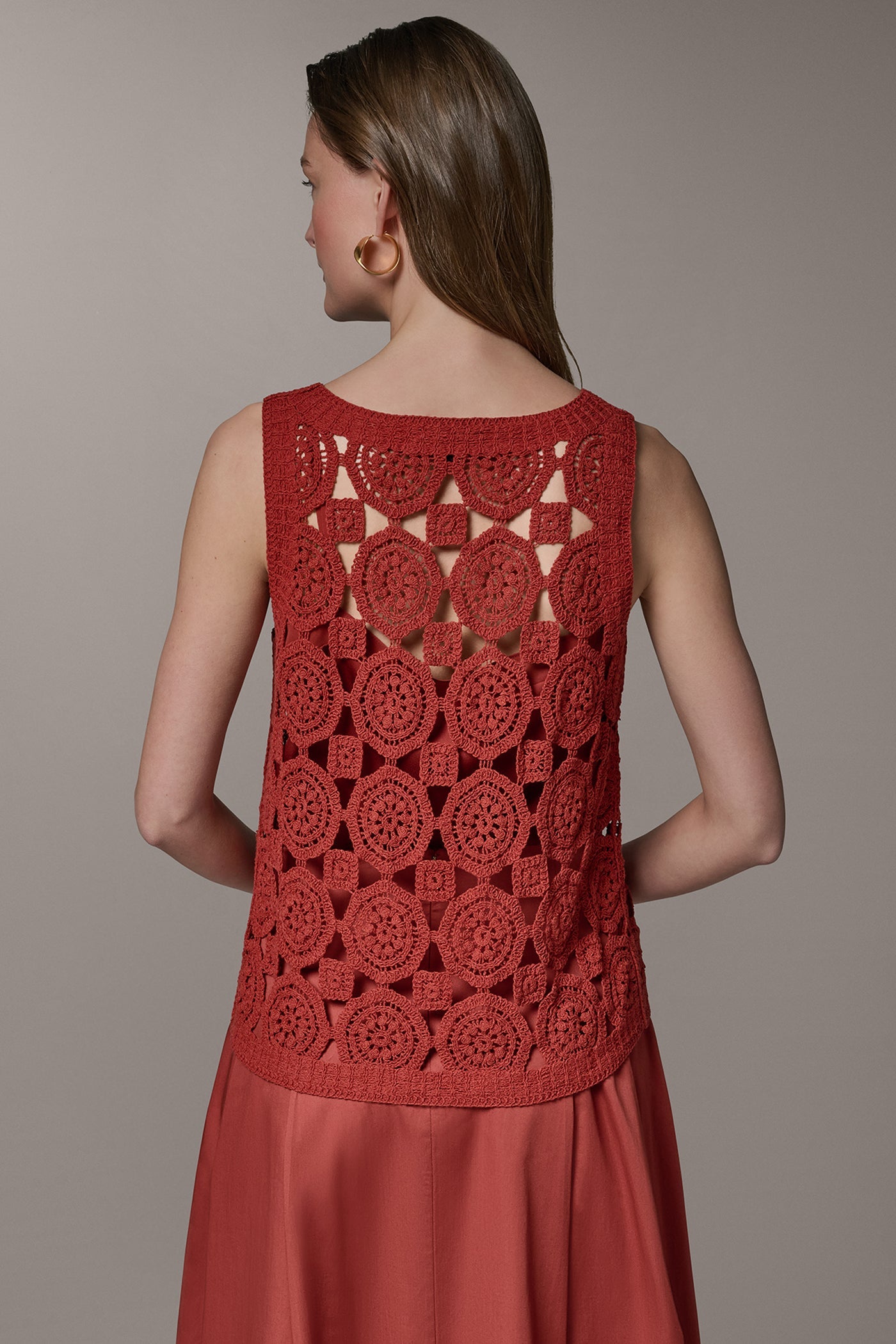 Donna Karan | SLEEVELESS CROCHET SHELL