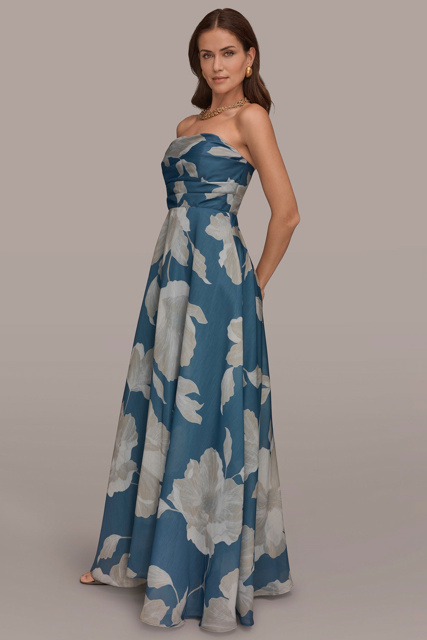 Donna Karan | ORGANZA STRAPLESS FLORAL PLEATED GOWN