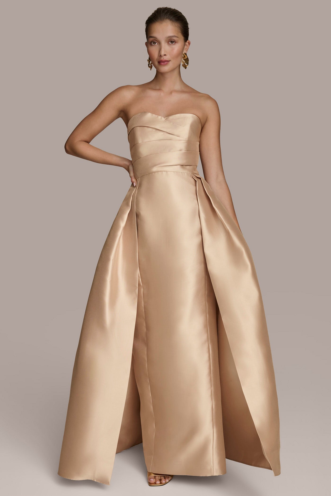 Donna Karan | MIKADO STRAPLESS SWEETHEART BALL GOWN