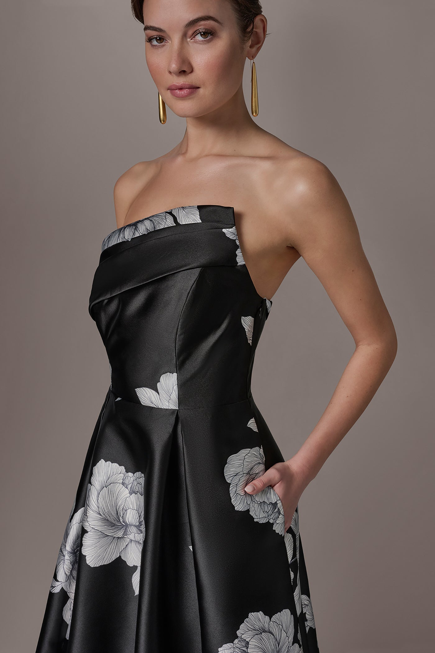 Donna Karan | MIKADO FLORAL STRAPLESS BALL GOWN