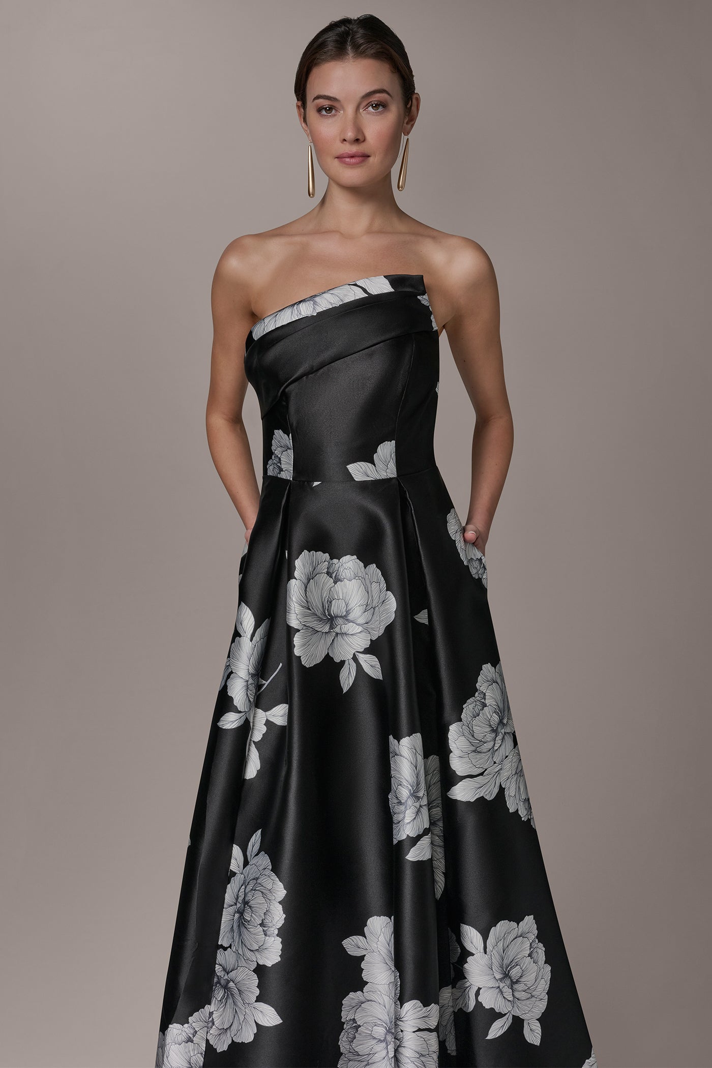 Donna Karan | MIKADO FLORAL STRAPLESS BALL GOWN