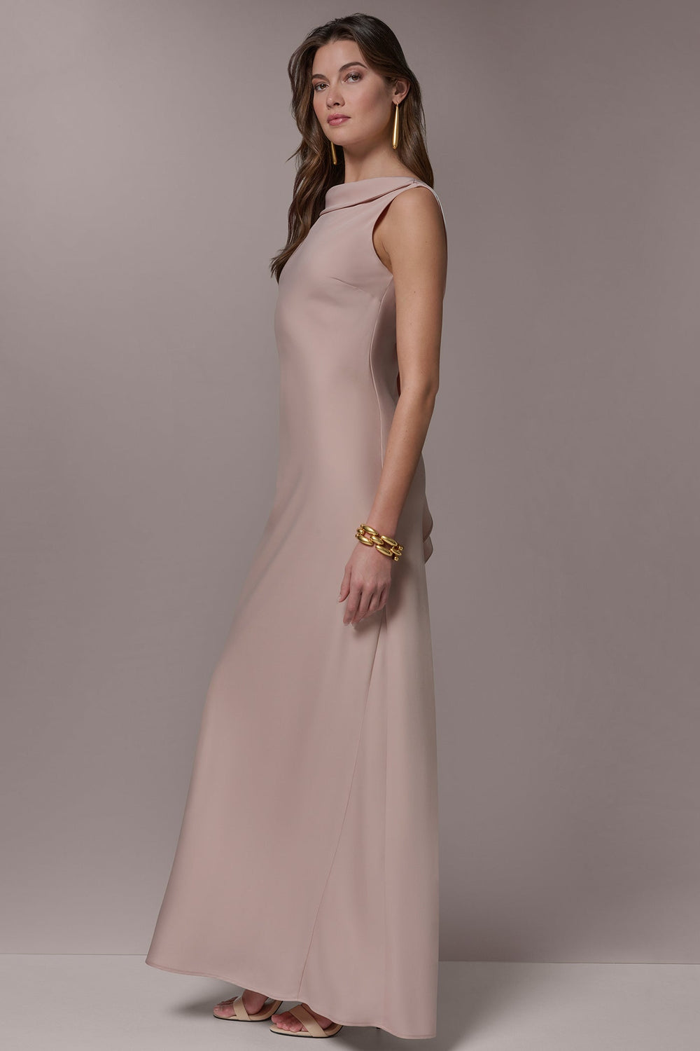 Donna Karan | SATIN RUFFLE BACK GOWN