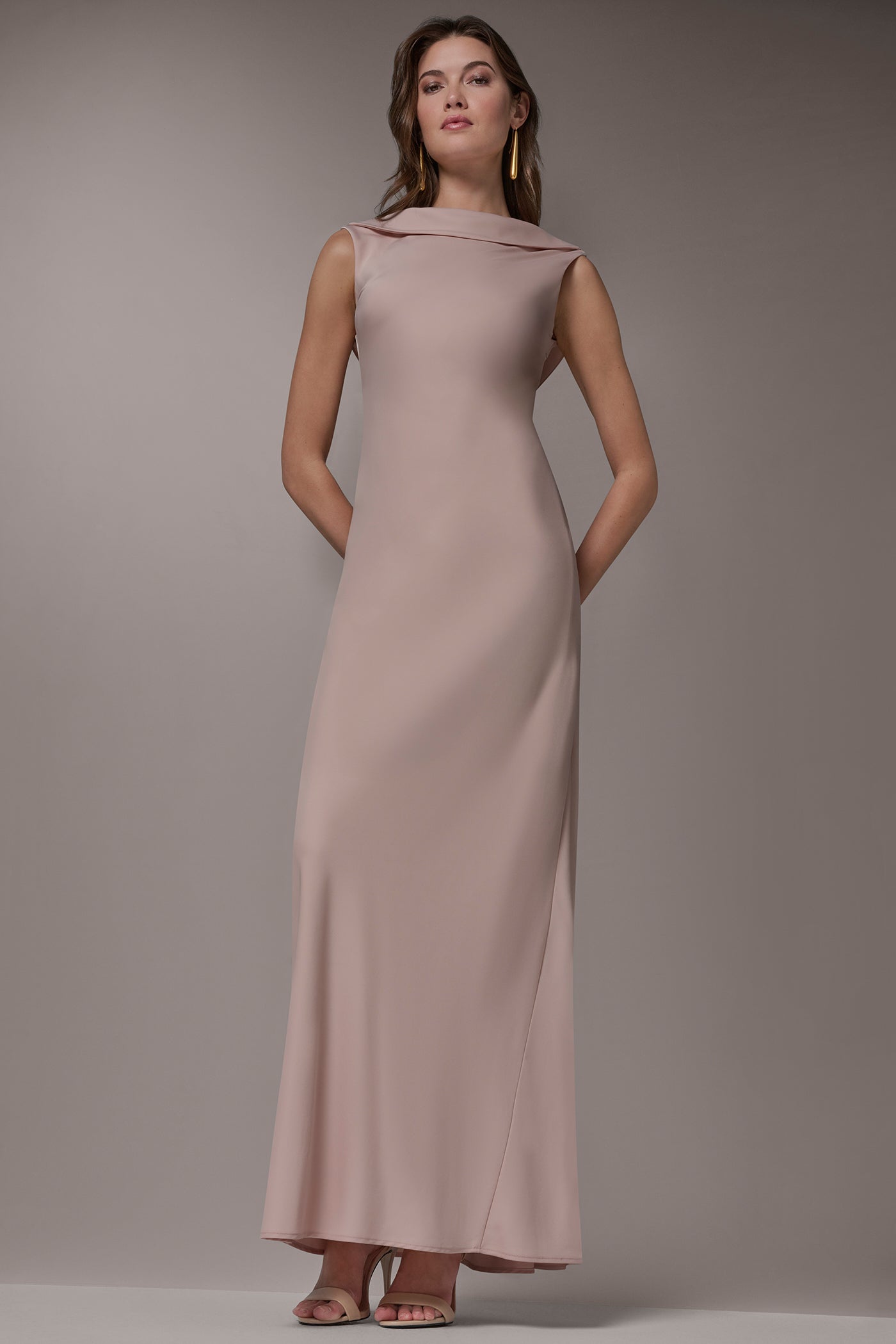 Donna Karan | SATIN RUFFLE BACK GOWN