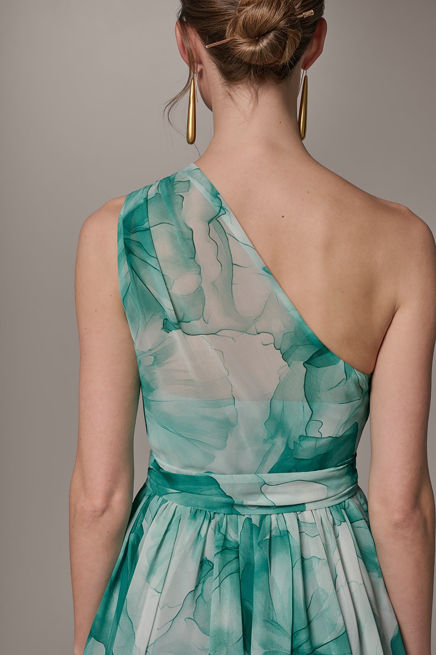 Donna Karan | CHIFFON FLORAL ONE-SHOULDER GOWN