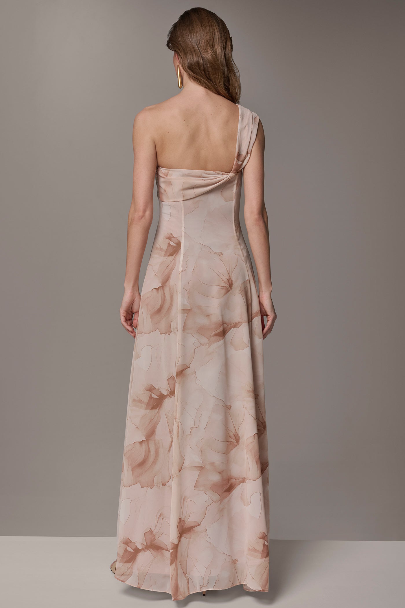 Donna Karan | CHIFFON FLORAL ONE-SHOULDER TWIST BALL GOWN