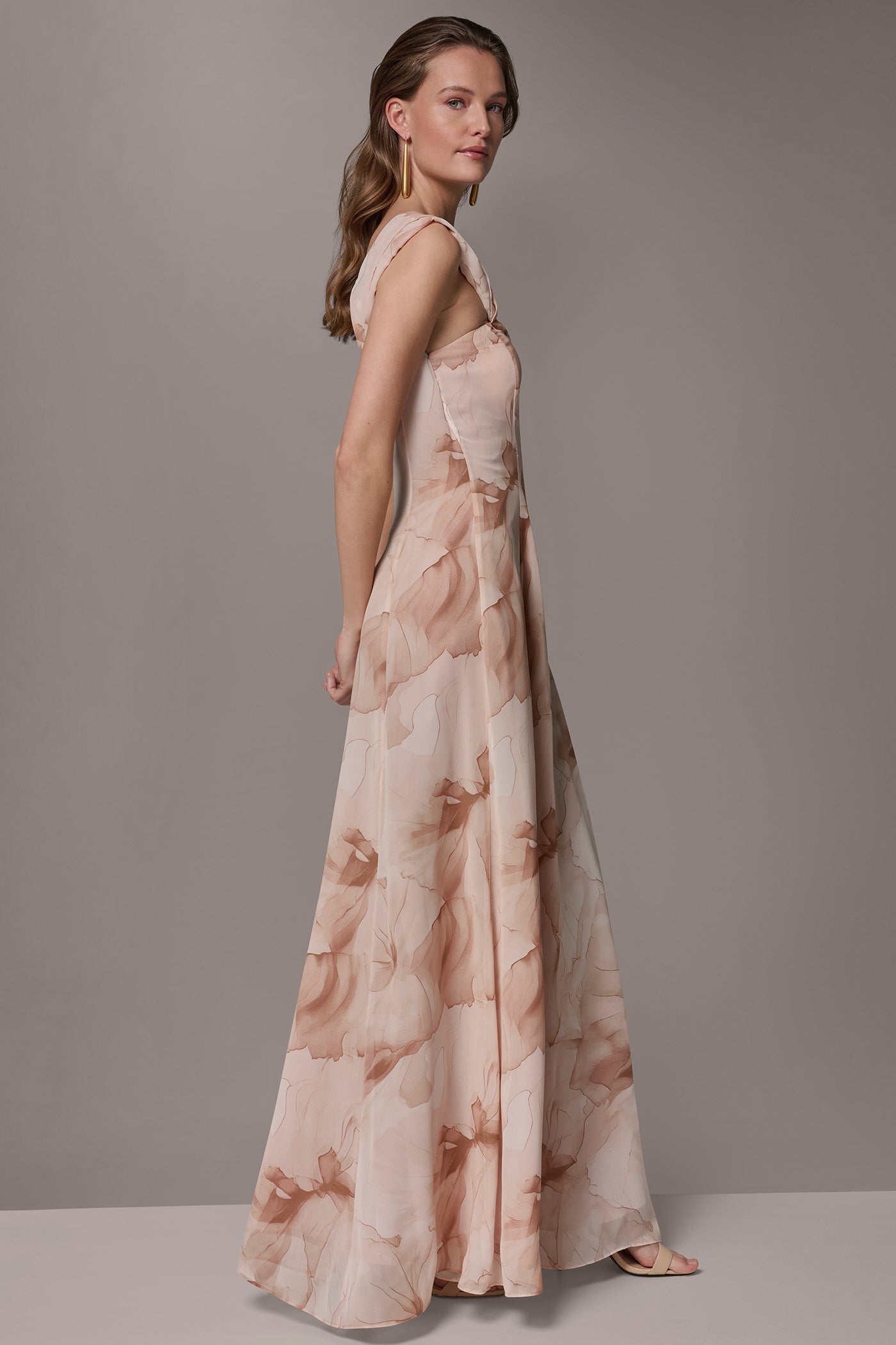 Donna Karan | CHIFFON FLORAL ONE-SHOULDER TWIST BALL GOWN