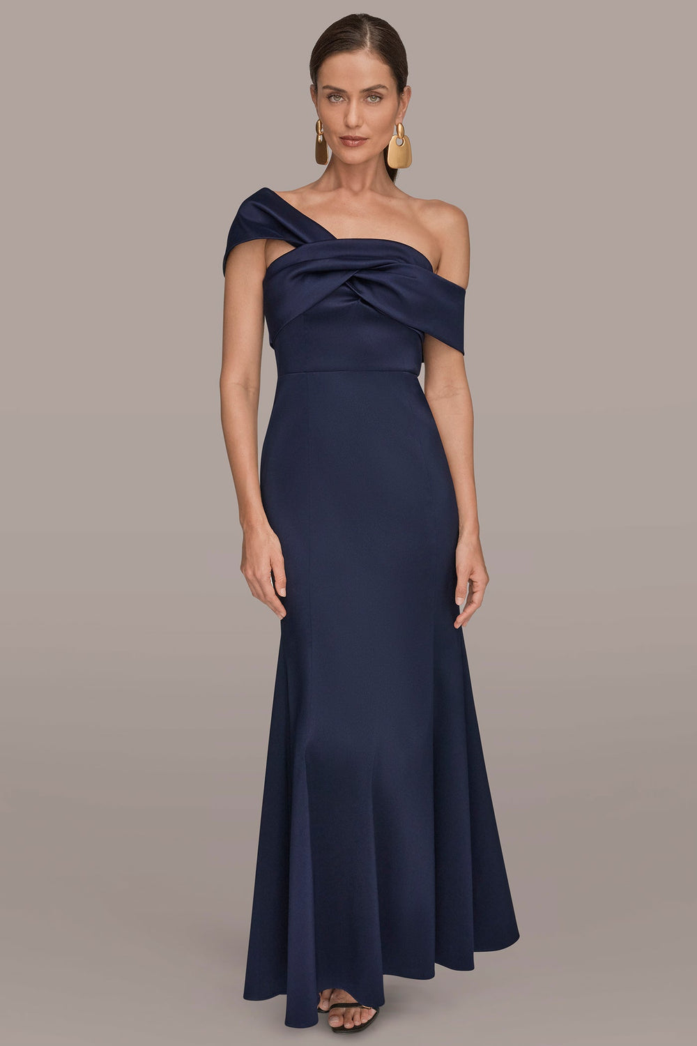 Donna Karan | MIKADO OFF-THE-SHOULDER GOWN