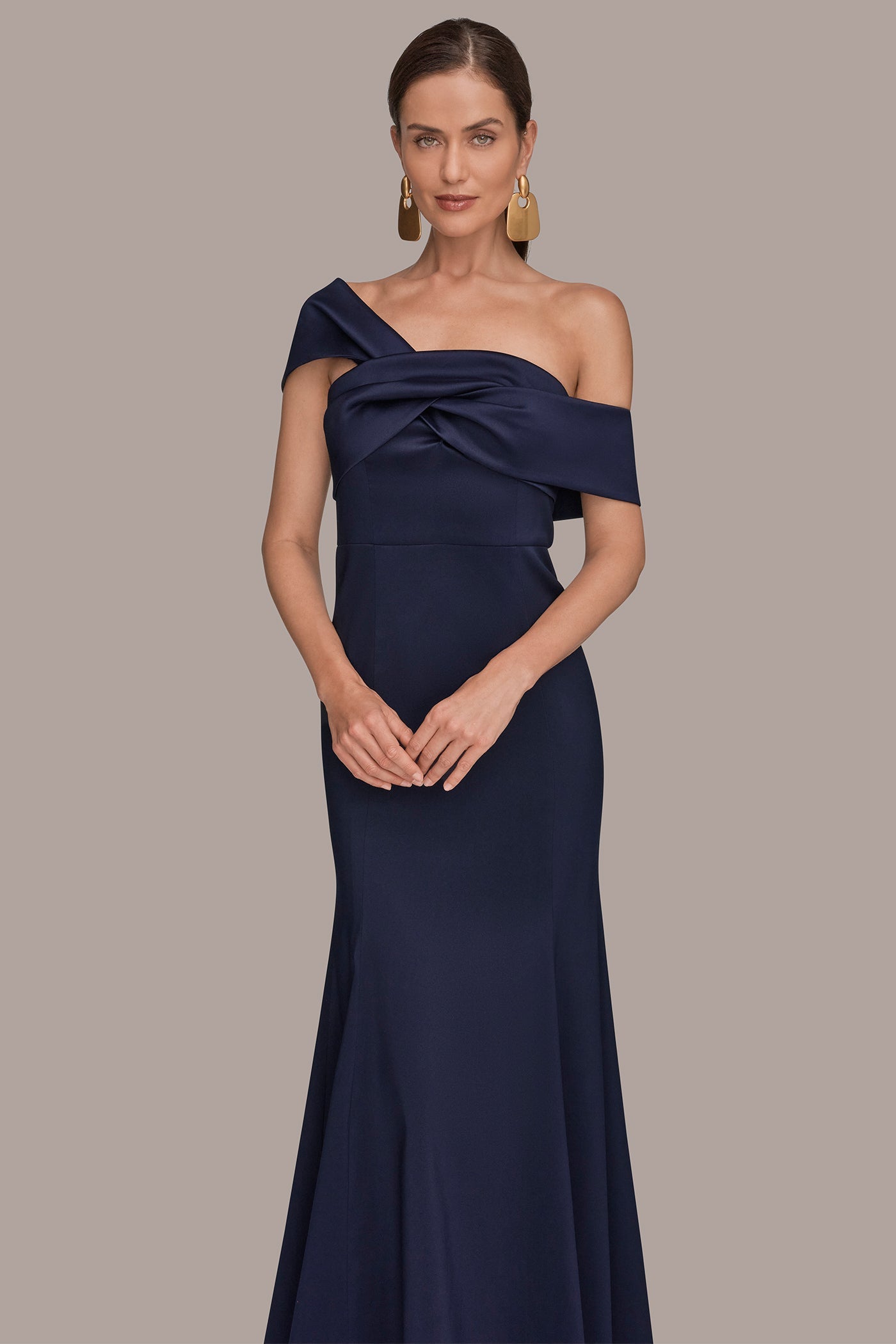 Donna Karan | MIKADO OFF-THE-SHOULDER GOWN