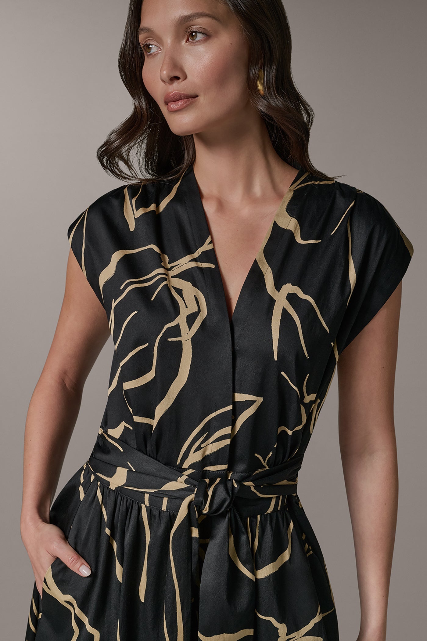 Donna Karan | SLEEVELESS PRINT MIDI DRESS