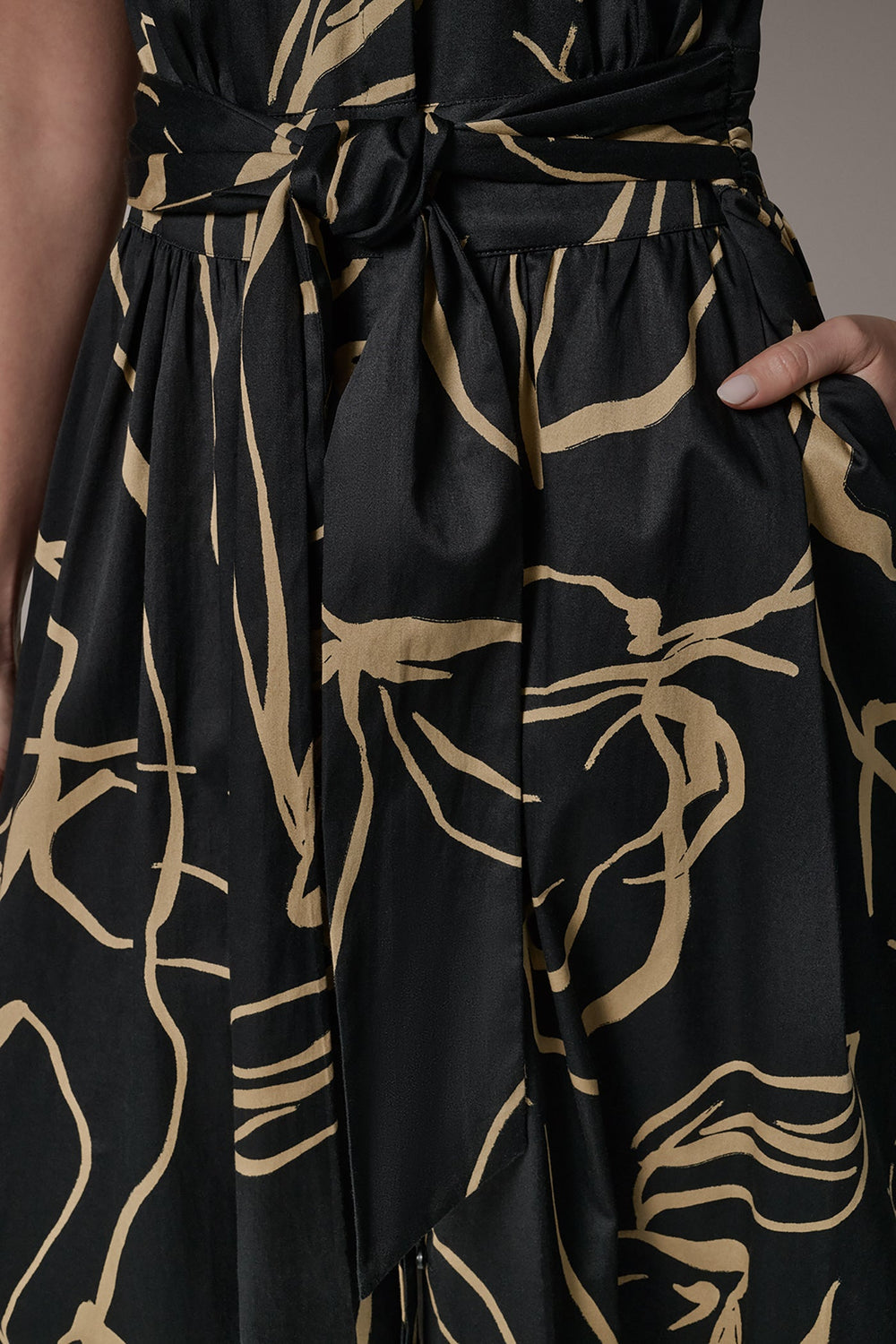 Donna Karan | SLEEVELESS PRINT MIDI DRESS