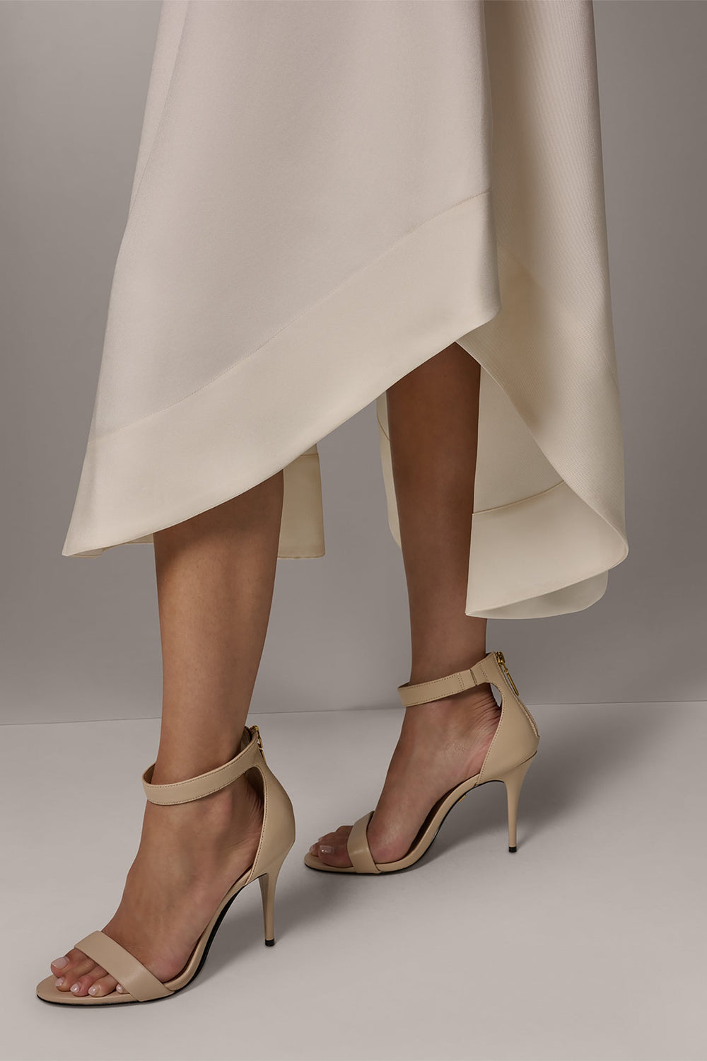 Donna Karan | MIKADO STRAPLESS MIDI GOWN
