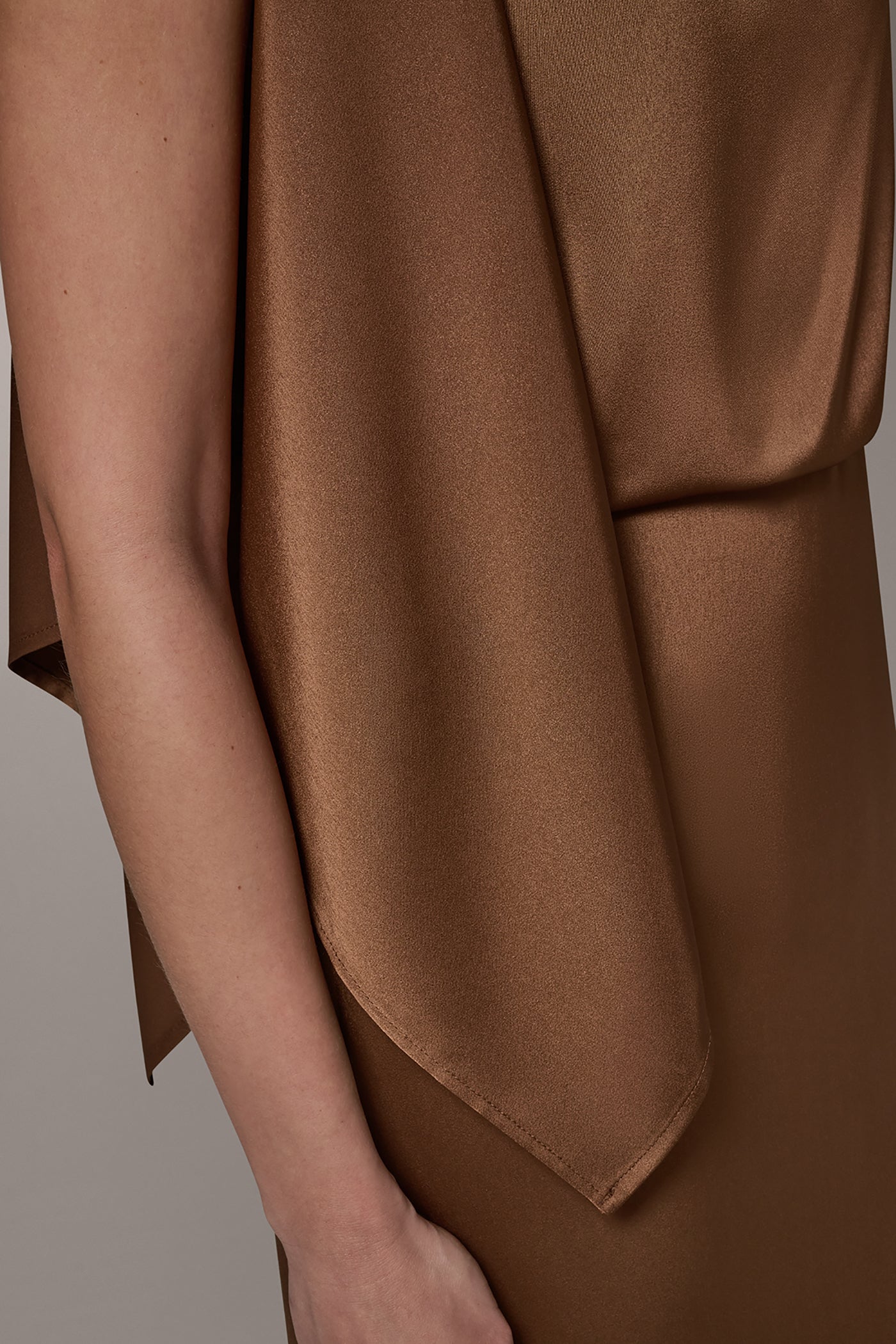 Donna Karan | SLEEVELESS ASYMMETRIC MIDI DRESS