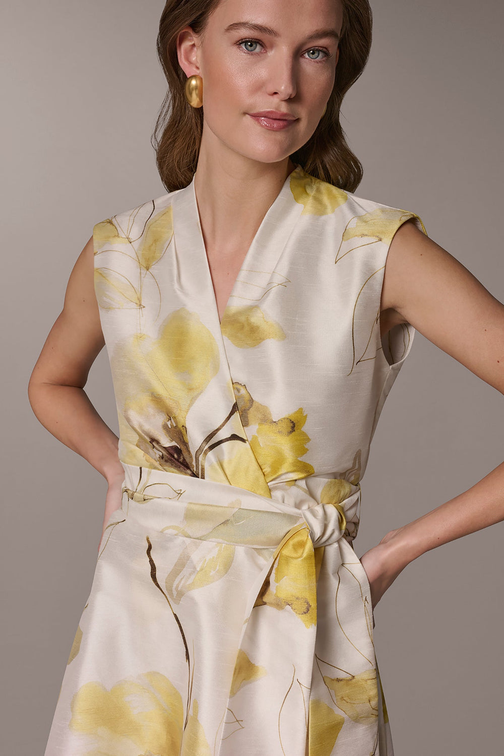 Donna Karan | FLORAL JACQUARD WRAP-EFFECT MIDI DRESS