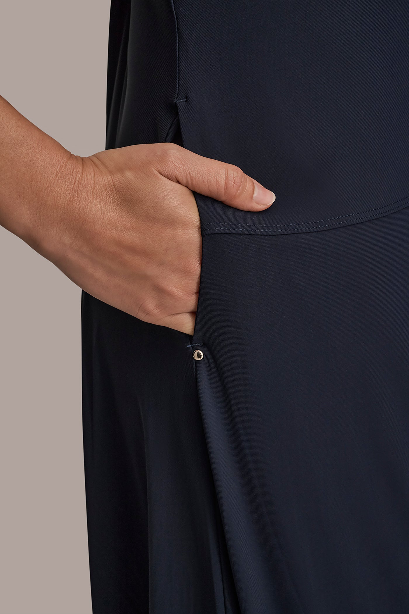 Donna Karan | THE MODERN TRAVEL ELBOW SLEEVE MIDI POLO DRESS