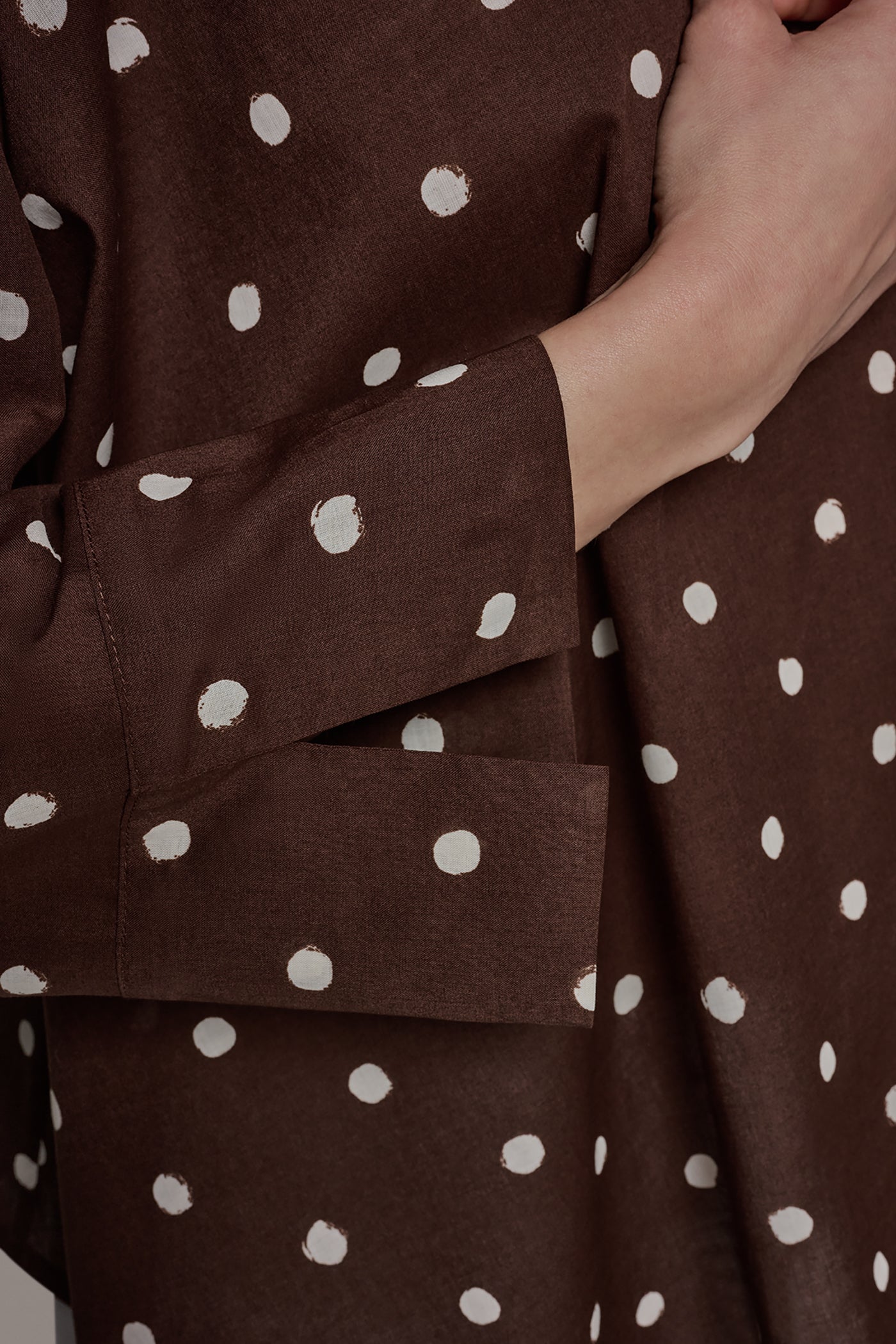 Donna Karan | BRACELET SLEEVE POLKA DOT BLOUSE