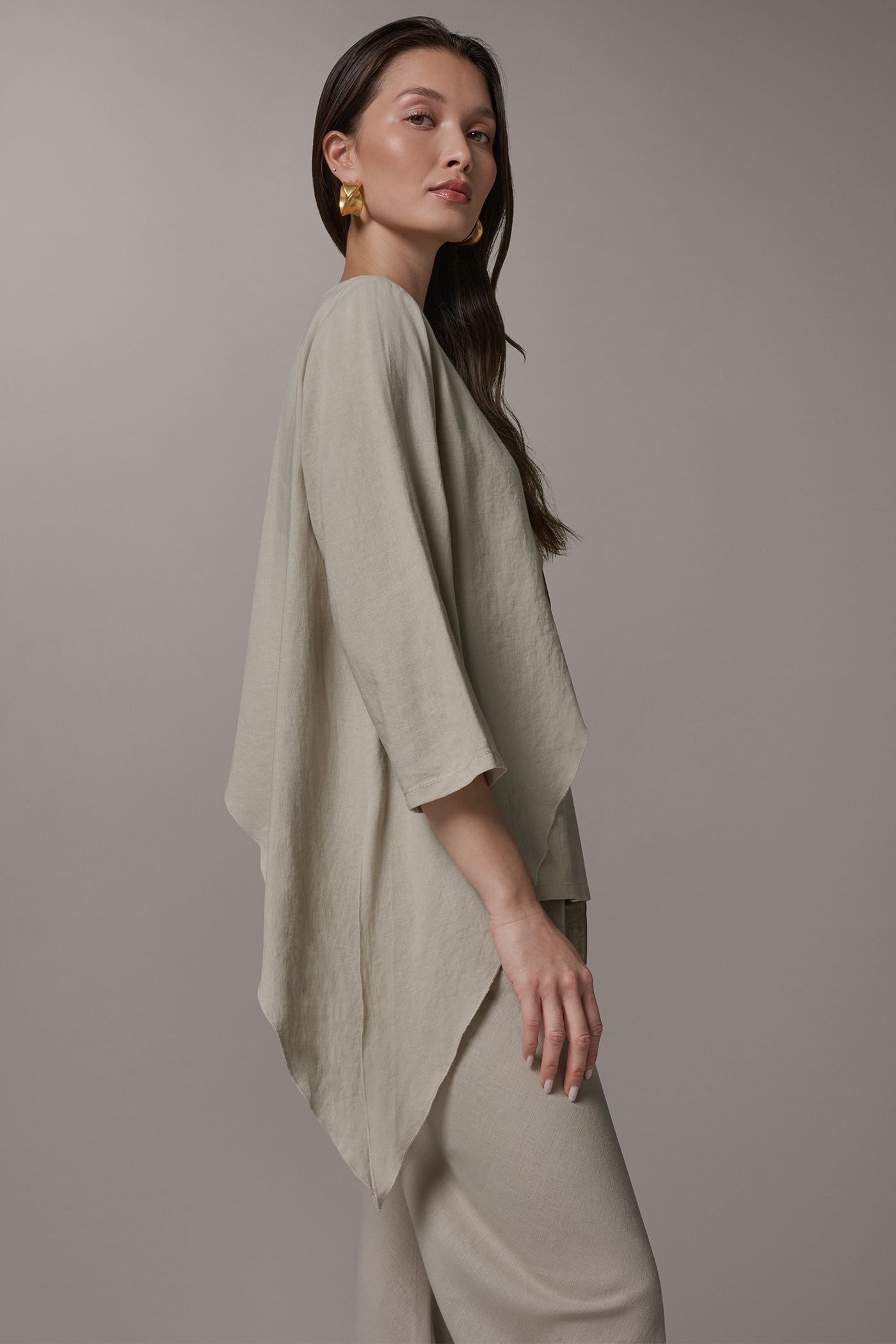 Donna Karan | 3/4 SLEEVE OVERLAY BLOUSE