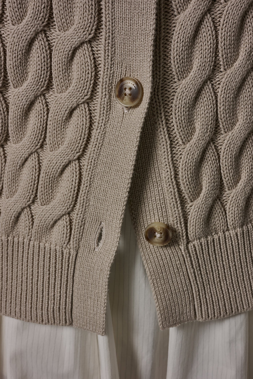 Donna Karan | SLEEVELESS CABLE KNIT VEST