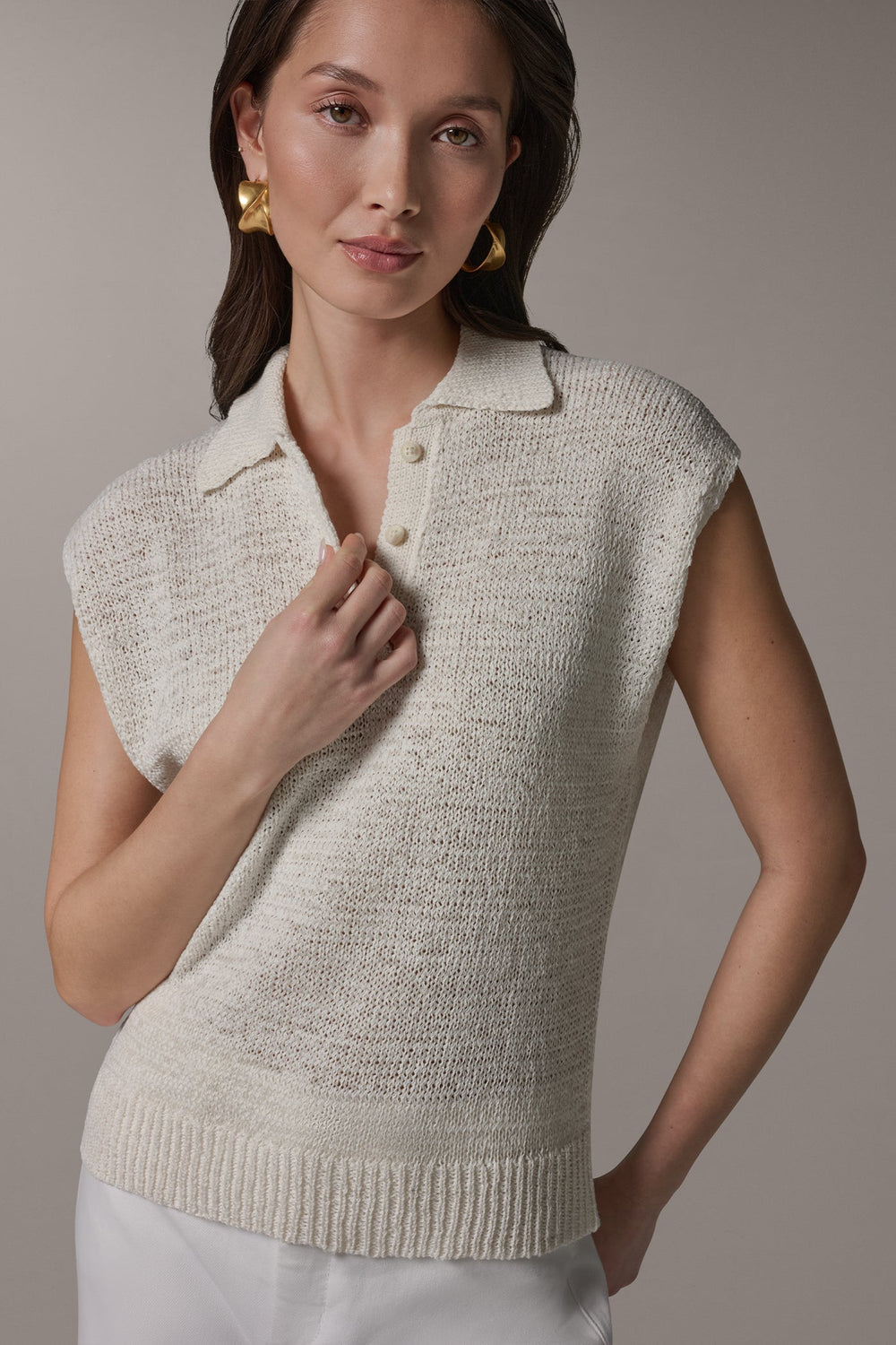 Donna Karan | SLEEVELESS POLO SWEATER