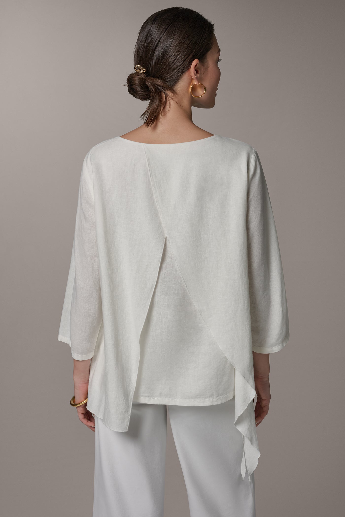 Donna Karan | 3/4 SLEEVE OVERLAY BLOUSE