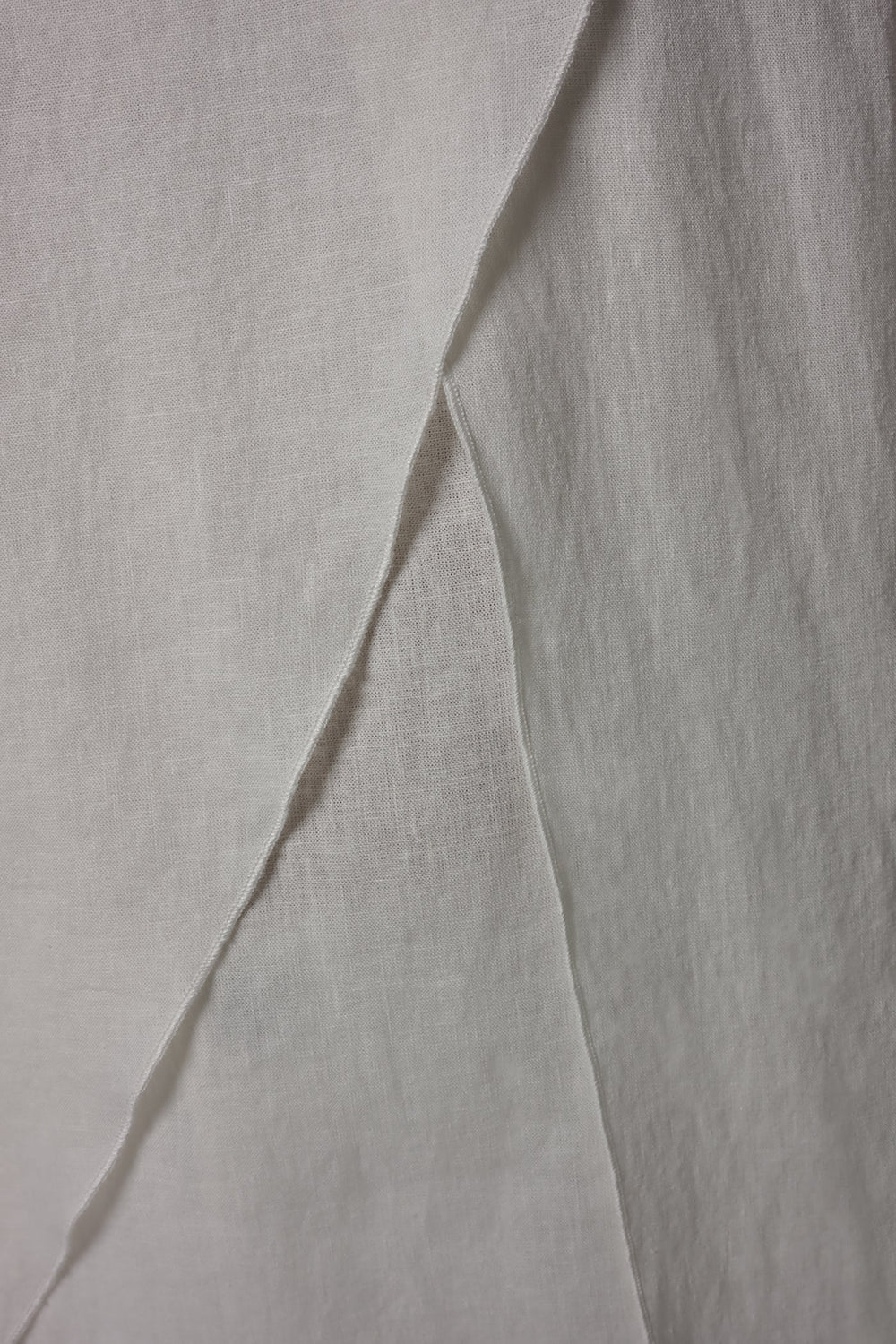Donna Karan | 3/4 SLEEVE OVERLAY BLOUSE