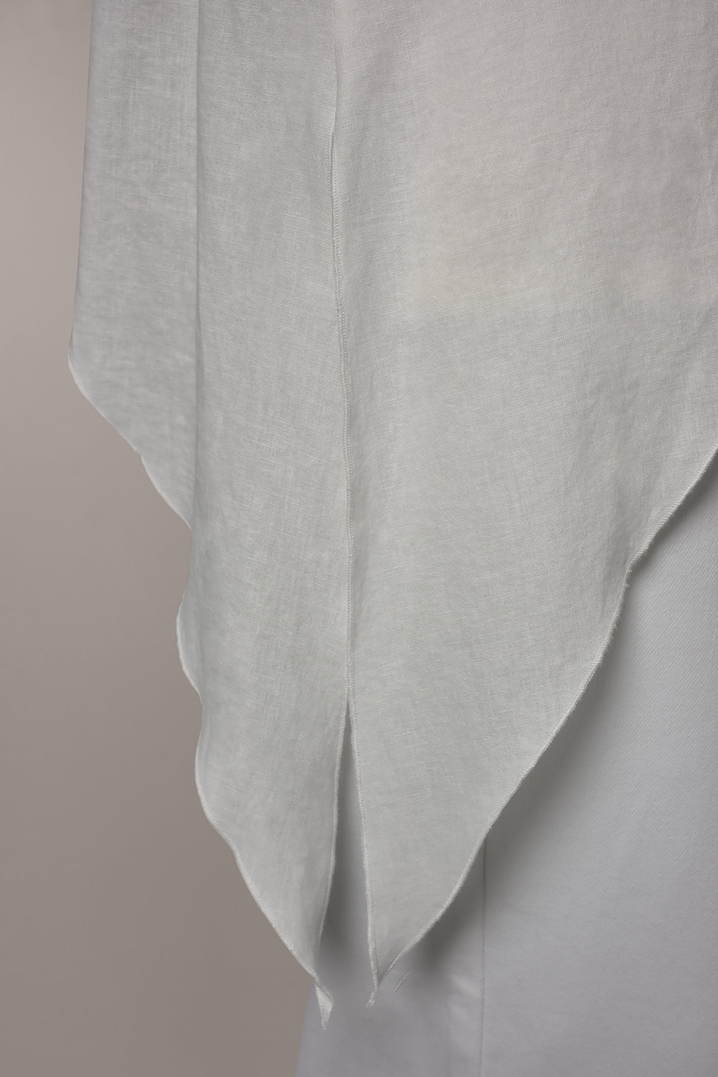 Donna Karan | 3/4 SLEEVE OVERLAY BLOUSE