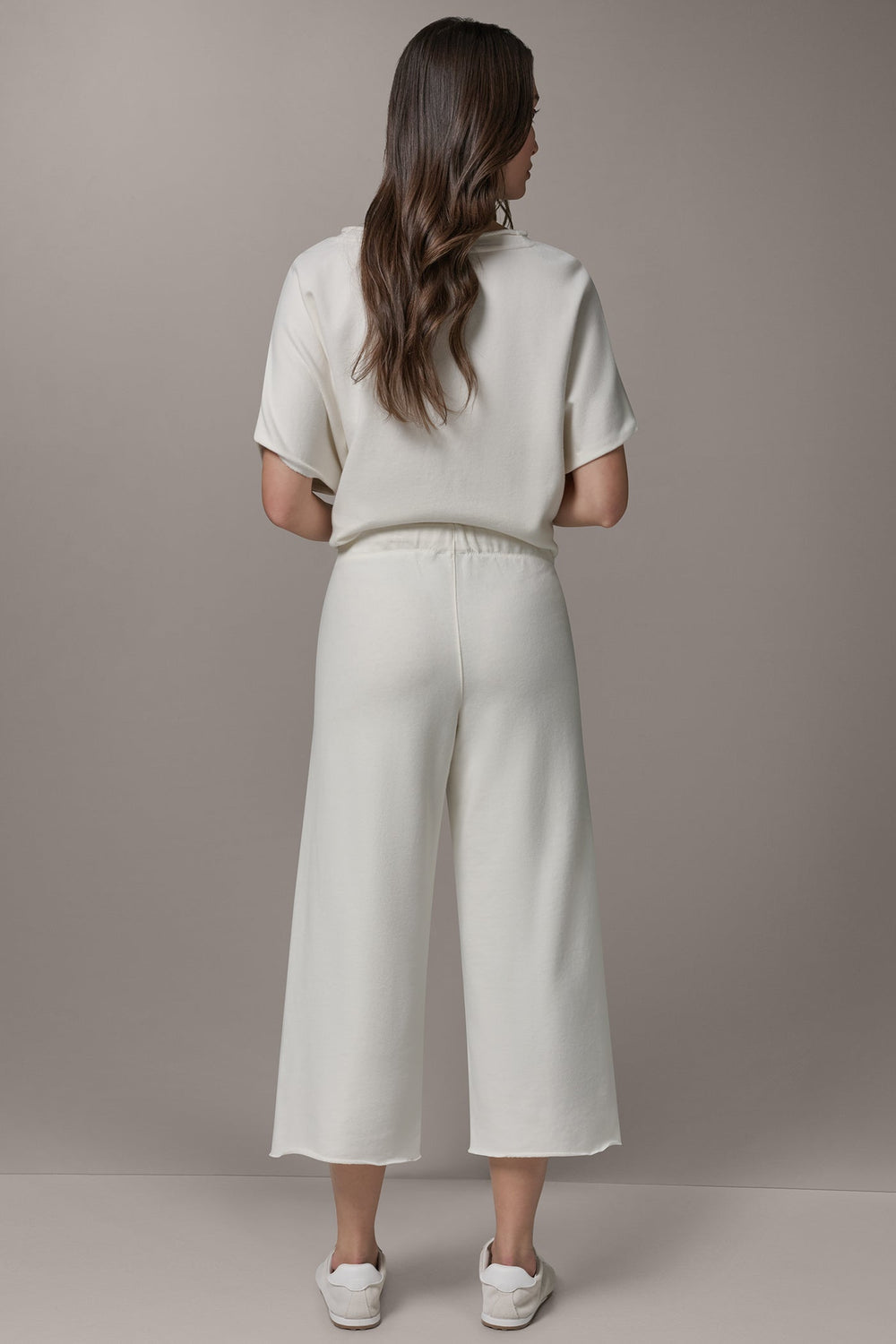 Donna Karan | MID-RISE STRAIGHT-LEG CAPRI PANT