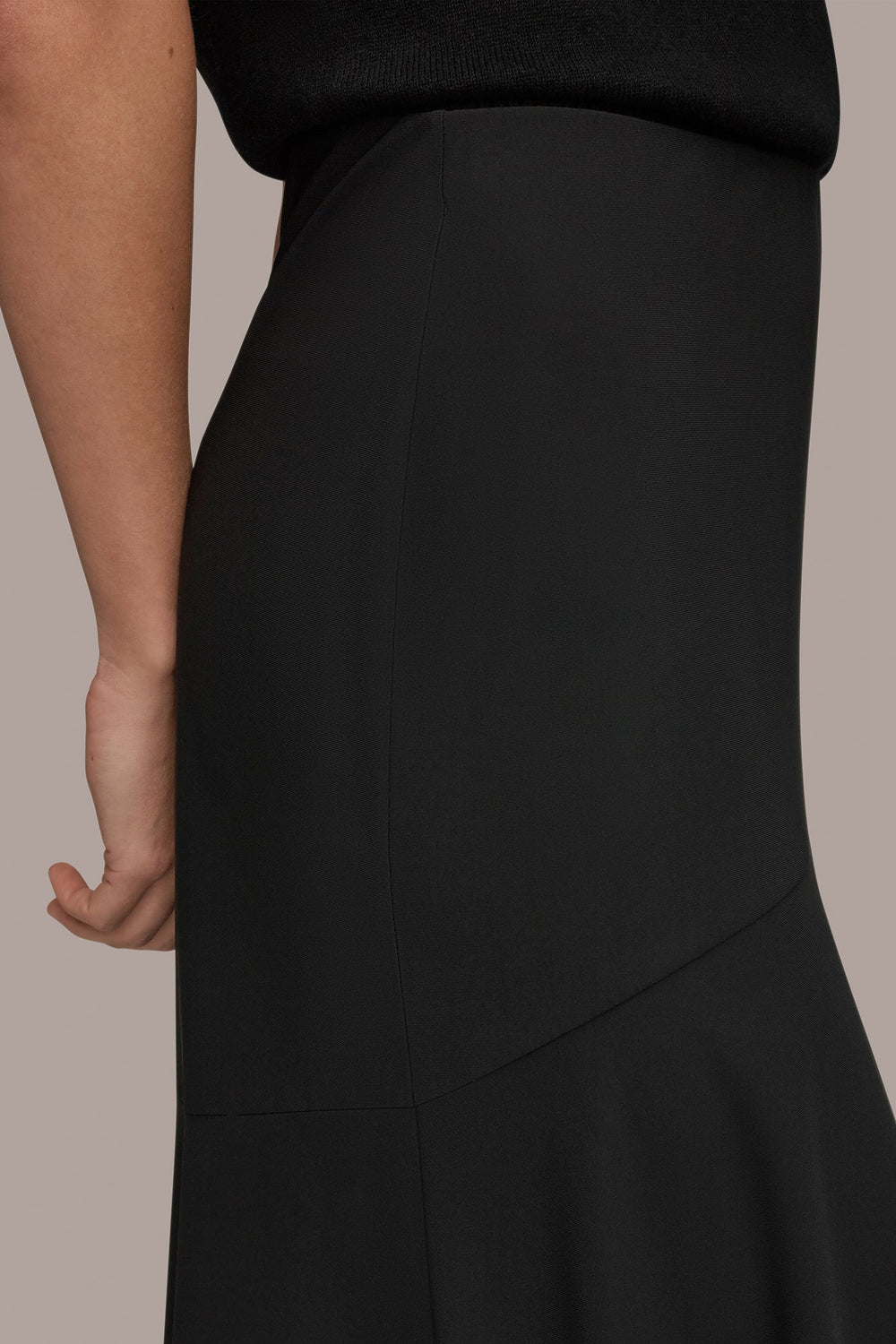 Donna Karan | THE MODERN TRAVEL MIDI HI-LOW TRUMPET SKIRT