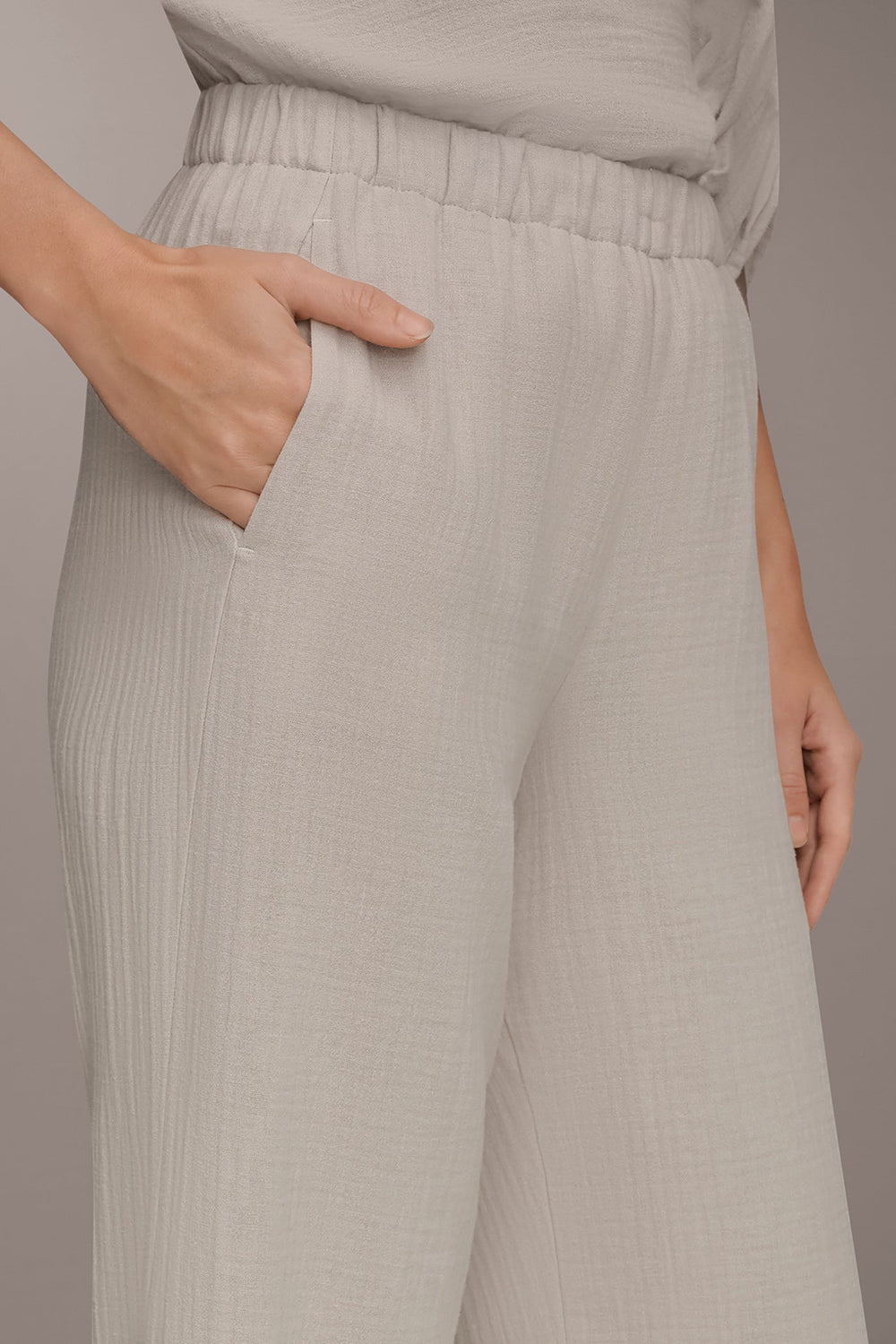 Donna Karan | MID-RISE STRAIGHT-LEG PANT