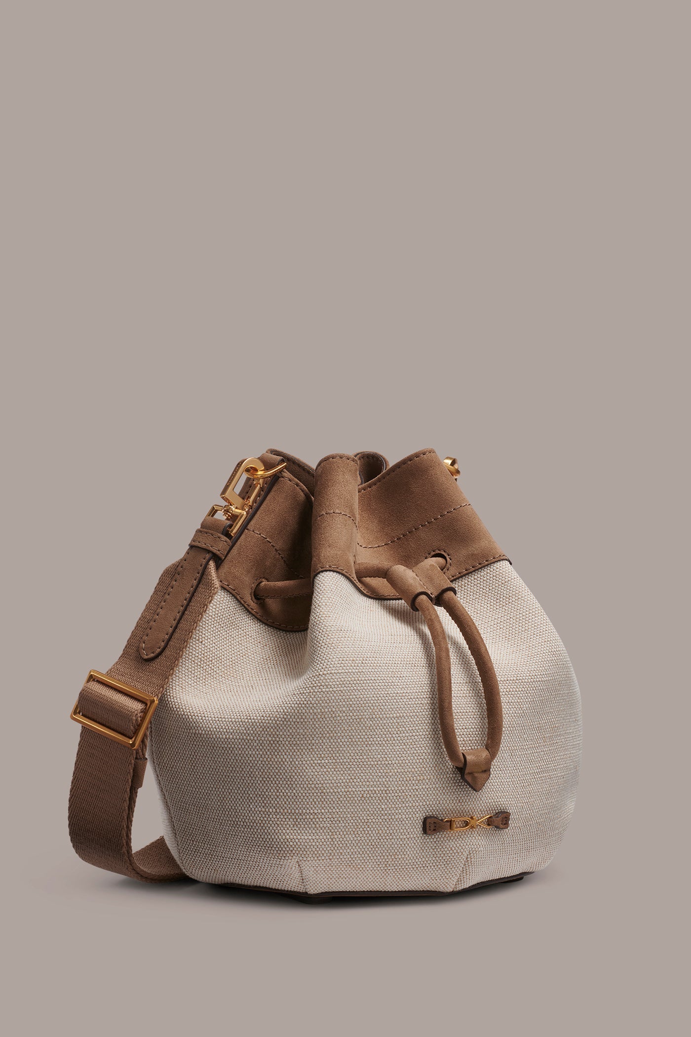 Donna Karan | WEEKEND CANVAS BUCKET BAG