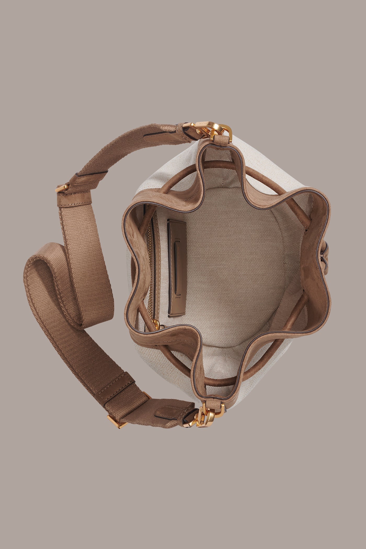 Donna Karan | WEEKEND CANVAS BUCKET BAG