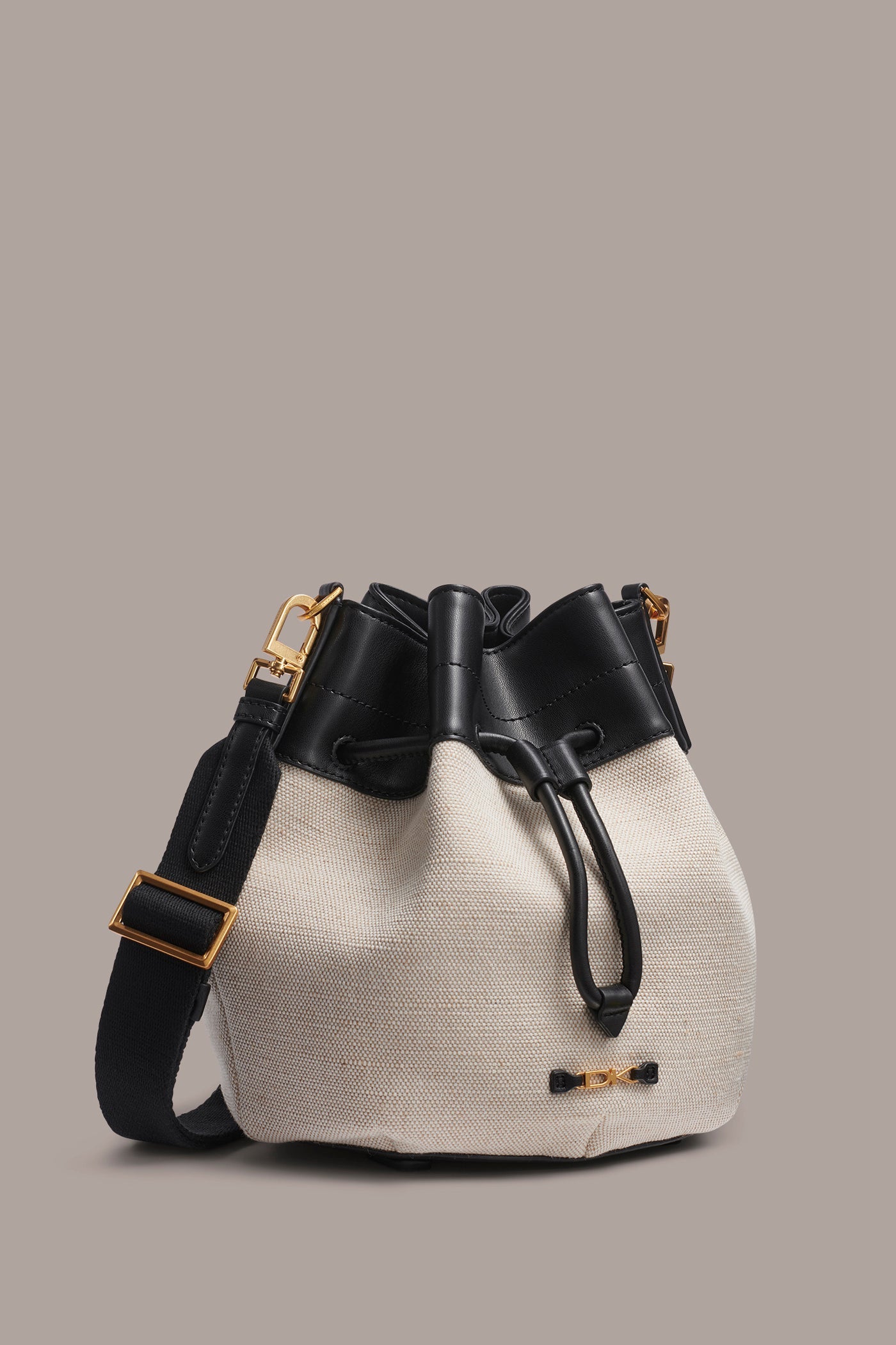 Donna Karan | WEEKEND CANVAS BUCKET BAG