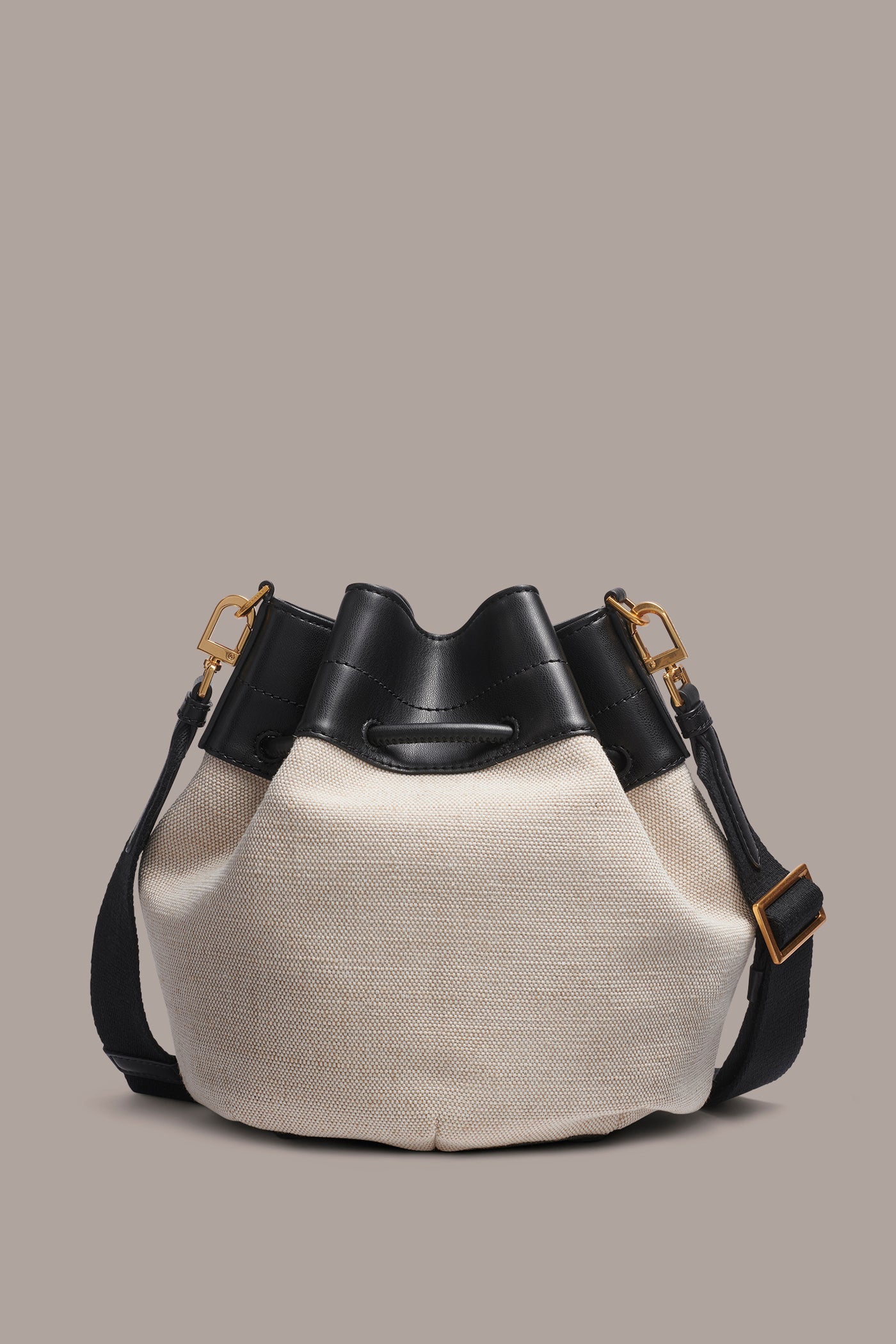 Donna Karan | WEEKEND CANVAS BUCKET BAG