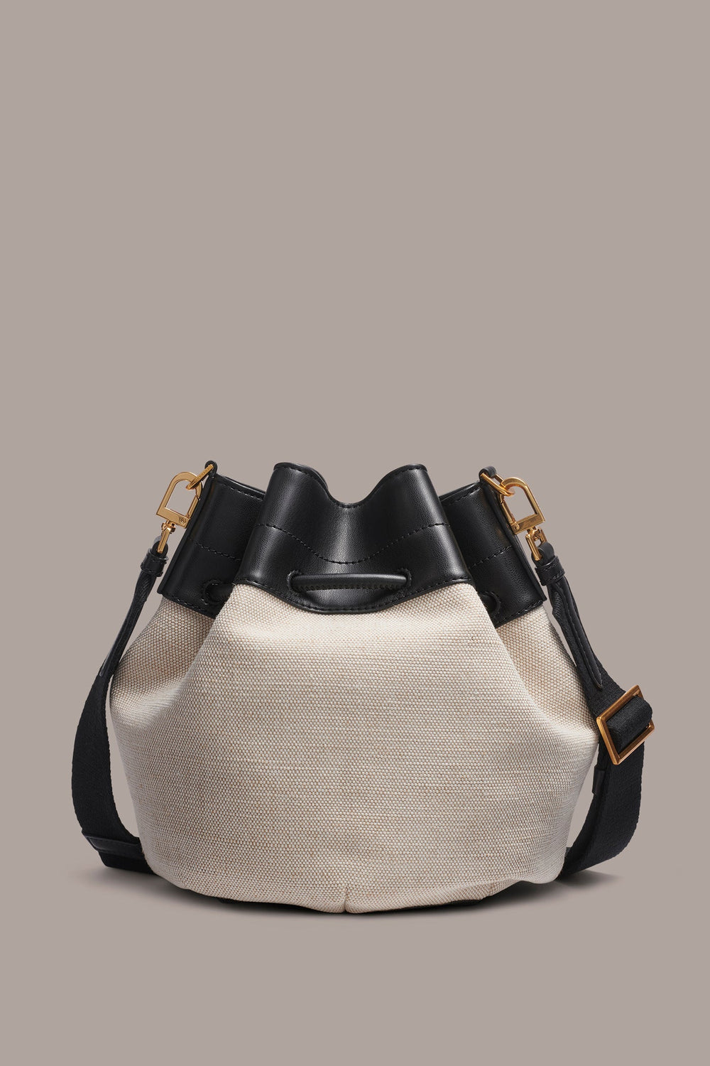 Donna Karan | WEEKEND CANVAS BUCKET BAG