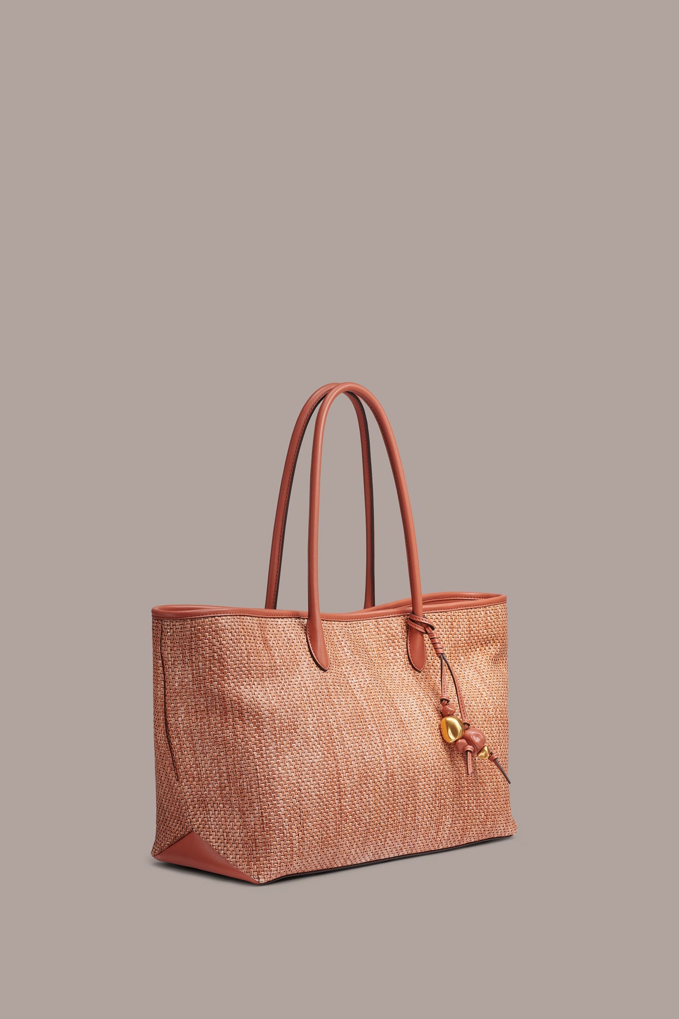 Donna Karan | WEEKEND MEDIUM RAFFIA TOTE