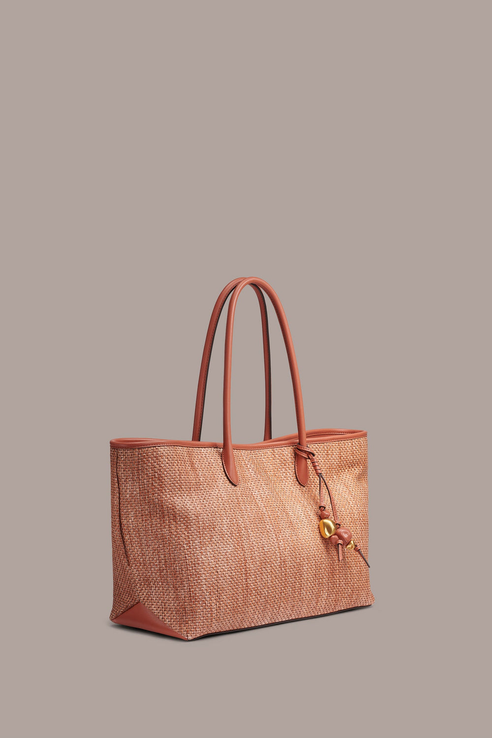 Donna Karan | WEEKEND MEDIUM RAFFIA TOTE