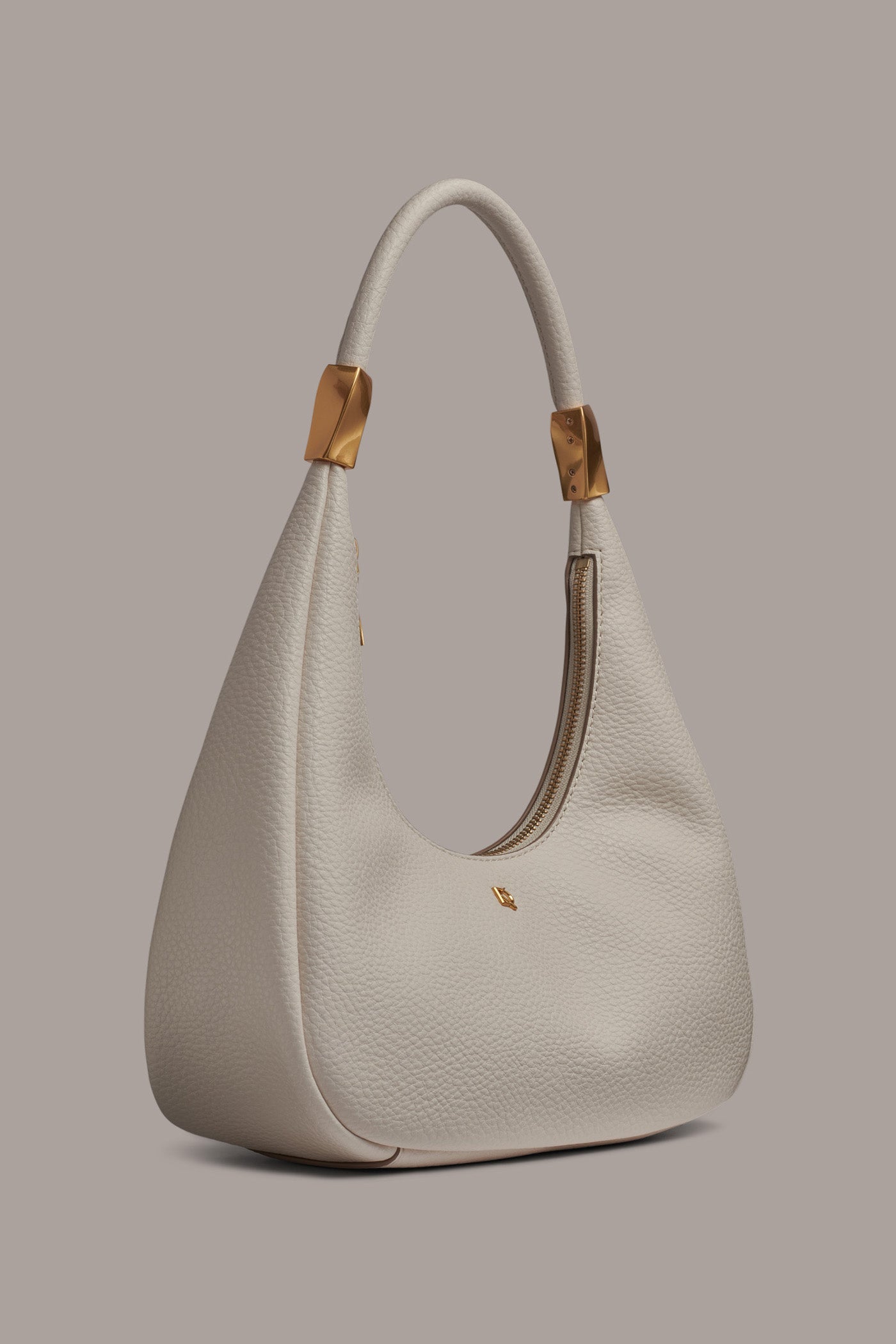 Donna Karan | QUOGUE LEATHER SHOULDER BAG