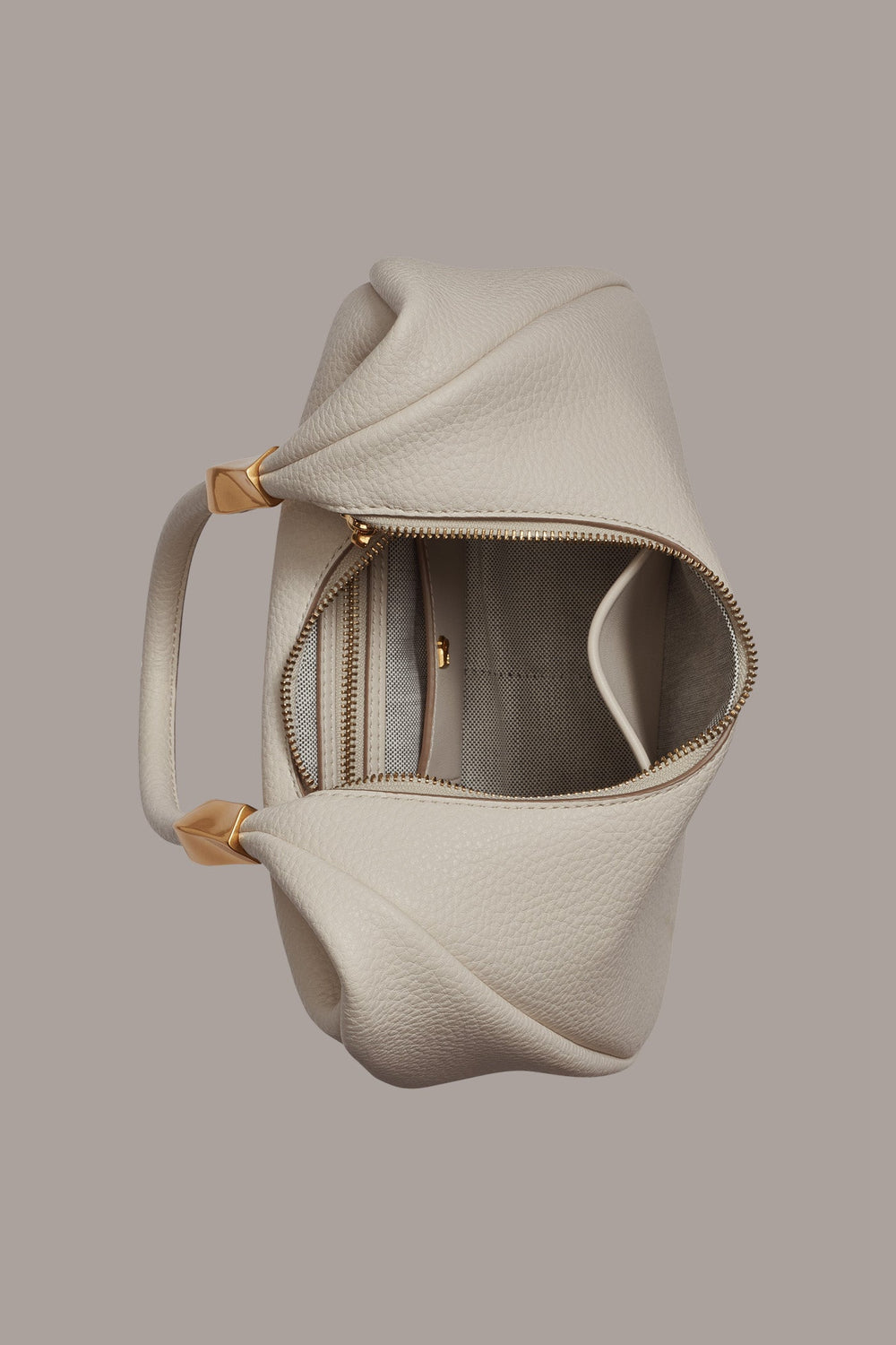 Donna Karan | QUOGUE LEATHER SHOULDER BAG