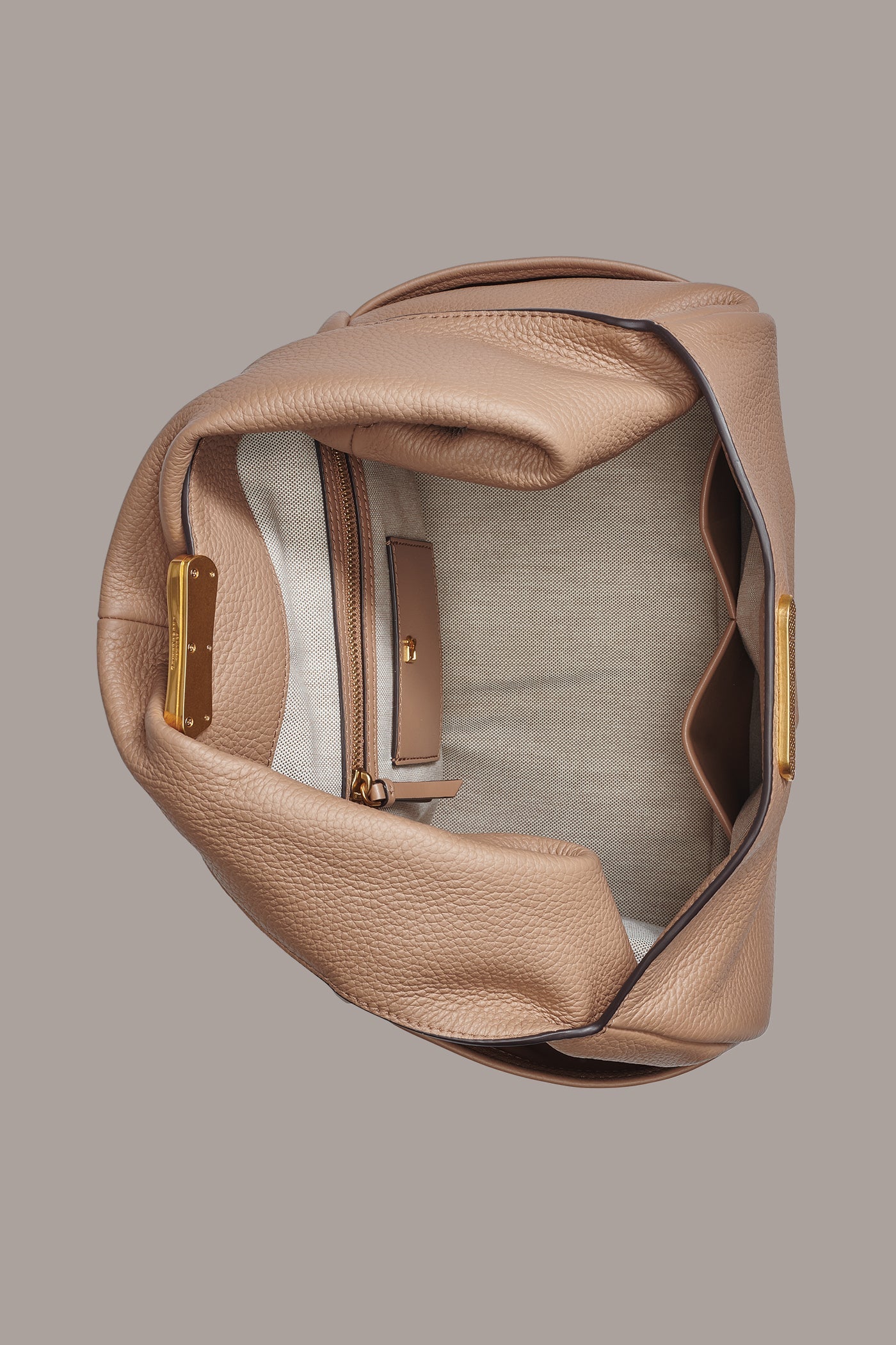 Donna Karan | AMAGANSETT SHOULDER BAG