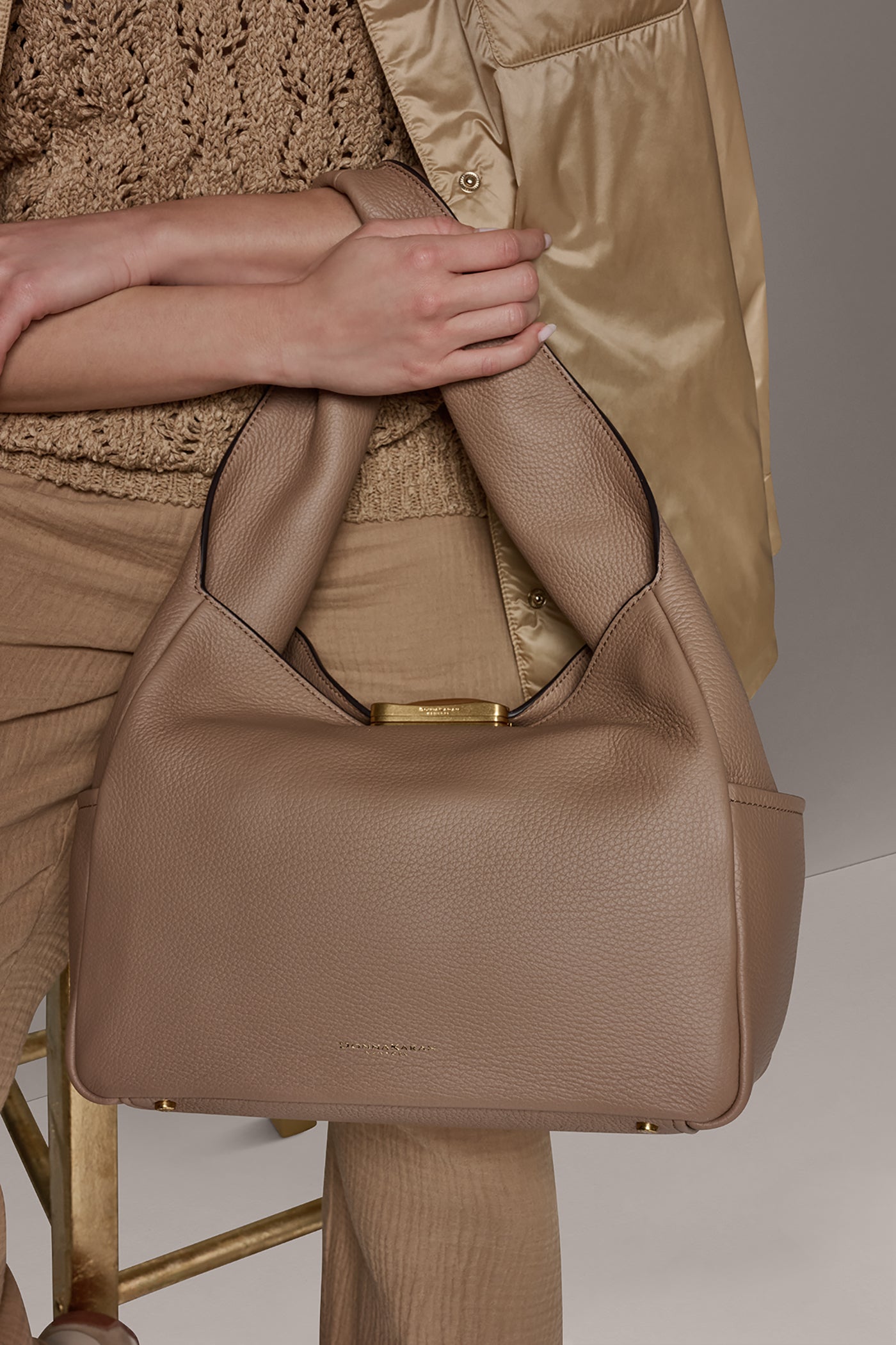 Donna Karan | AMAGANSETT SHOULDER BAG