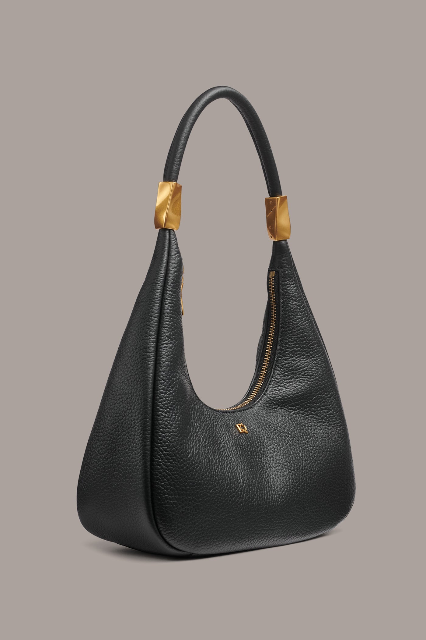 Donna Karan | QUOGUE LEATHER SHOULDER BAG