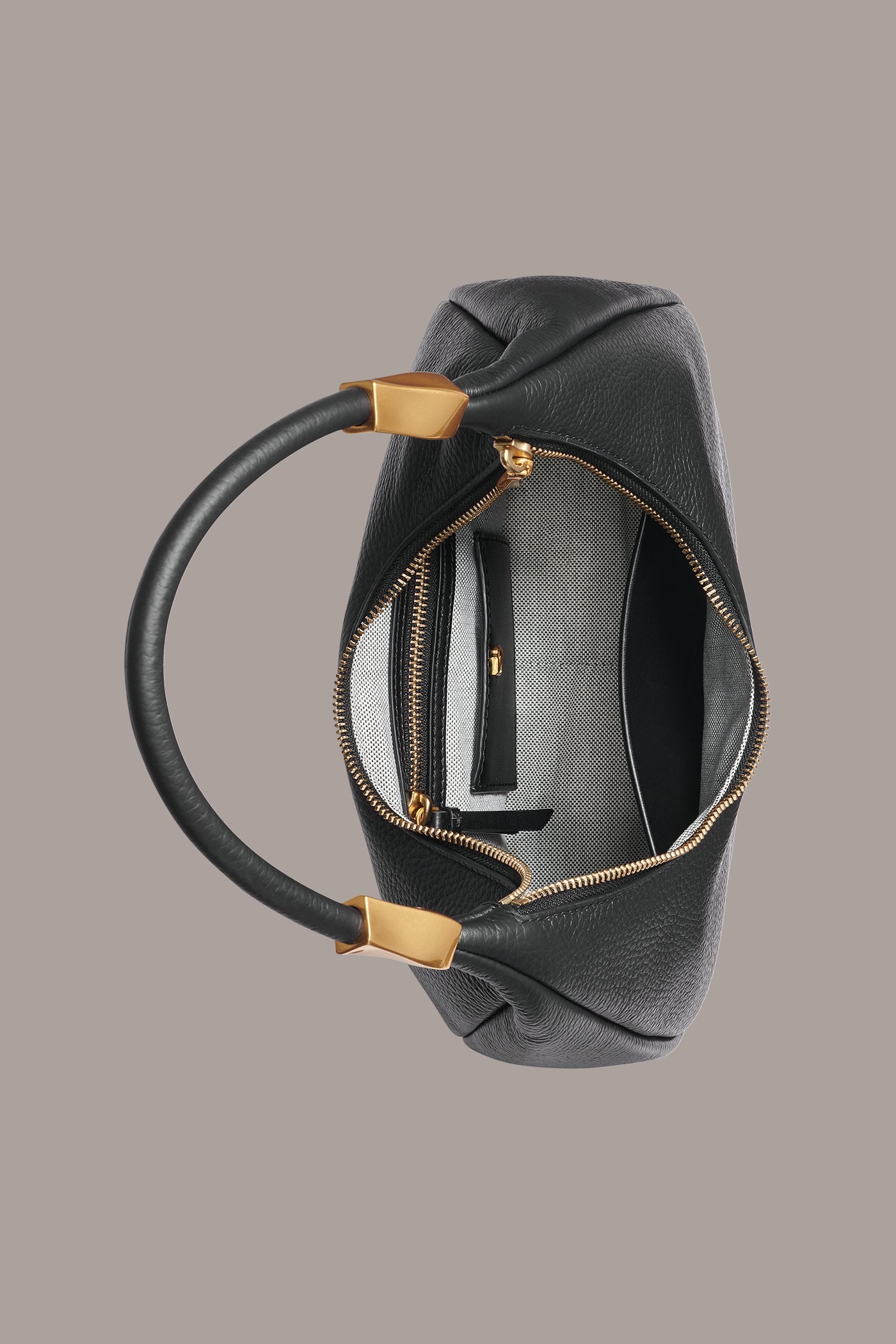 Donna Karan | QUOGUE LEATHER SHOULDER BAG