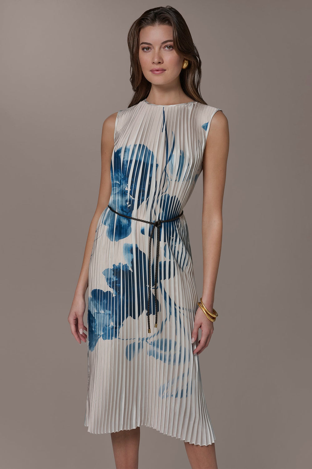 Donna Karan | PRINTED PLEATED MIDI DRESS