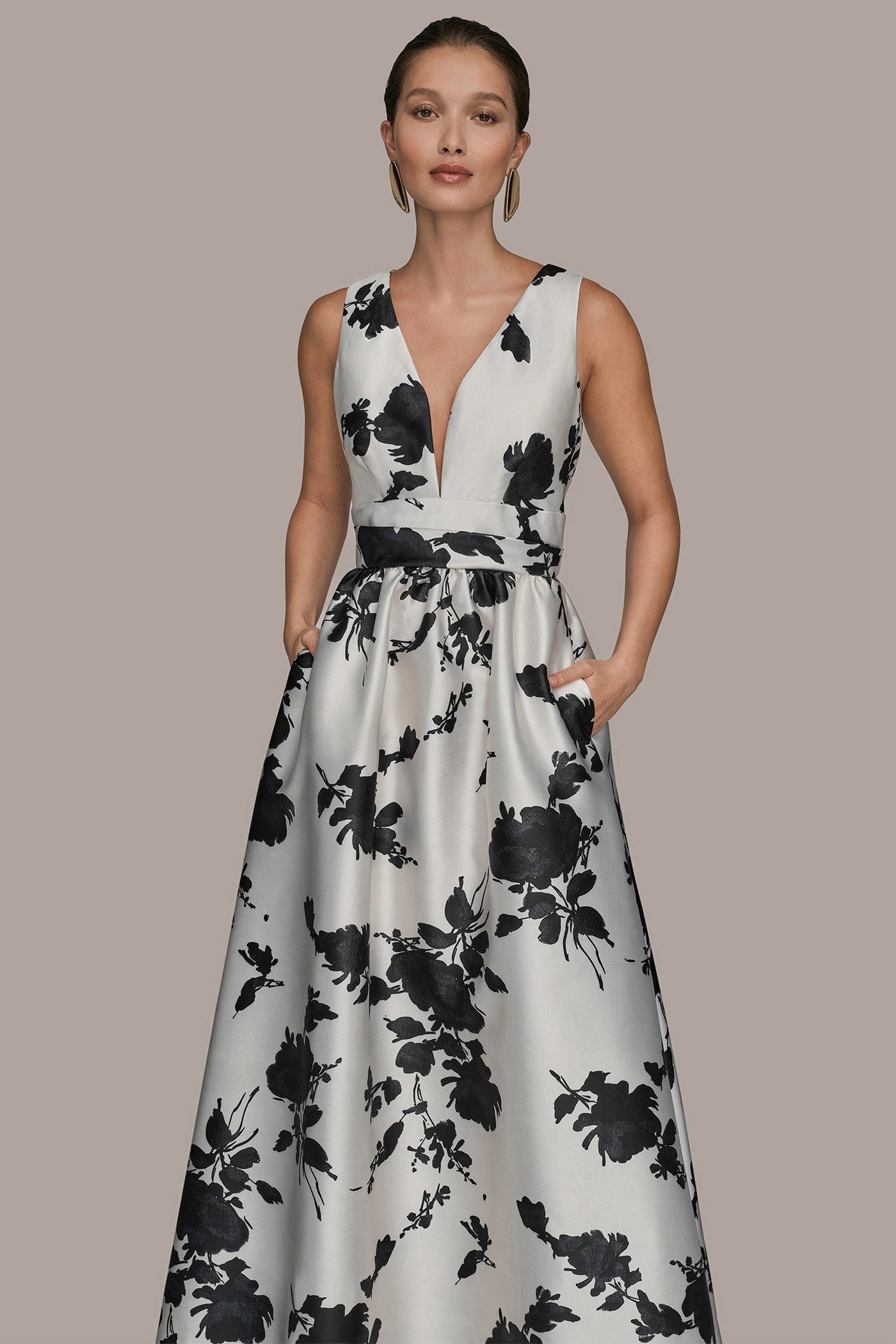 Donna Karan | MIKADO SLEEVELESS V-NECK FLORAL GOWN